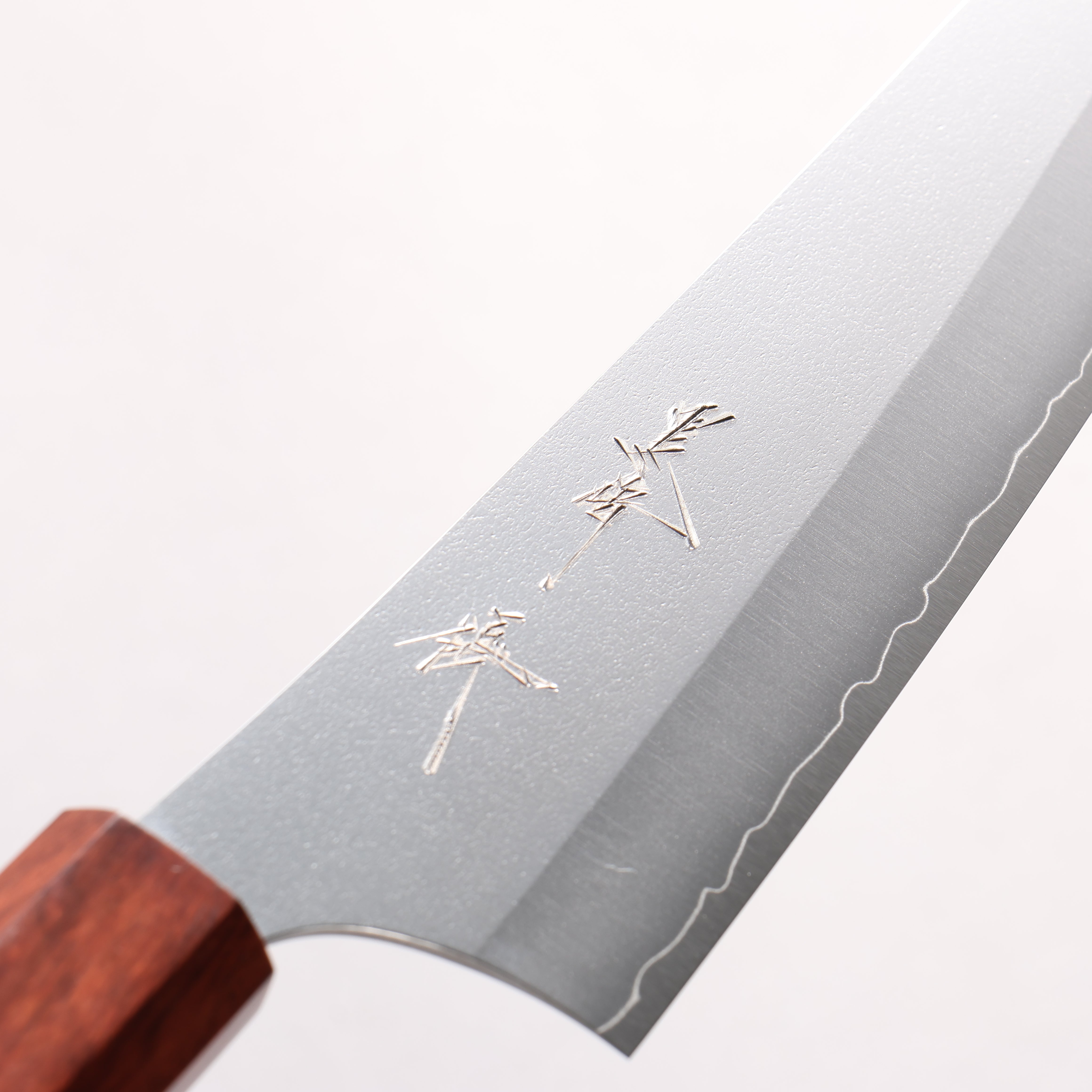 Yu Kurosaki Gekko VG-XEOS Small Santoku 150mm Rosewood (ferrule: Honduras) Handle