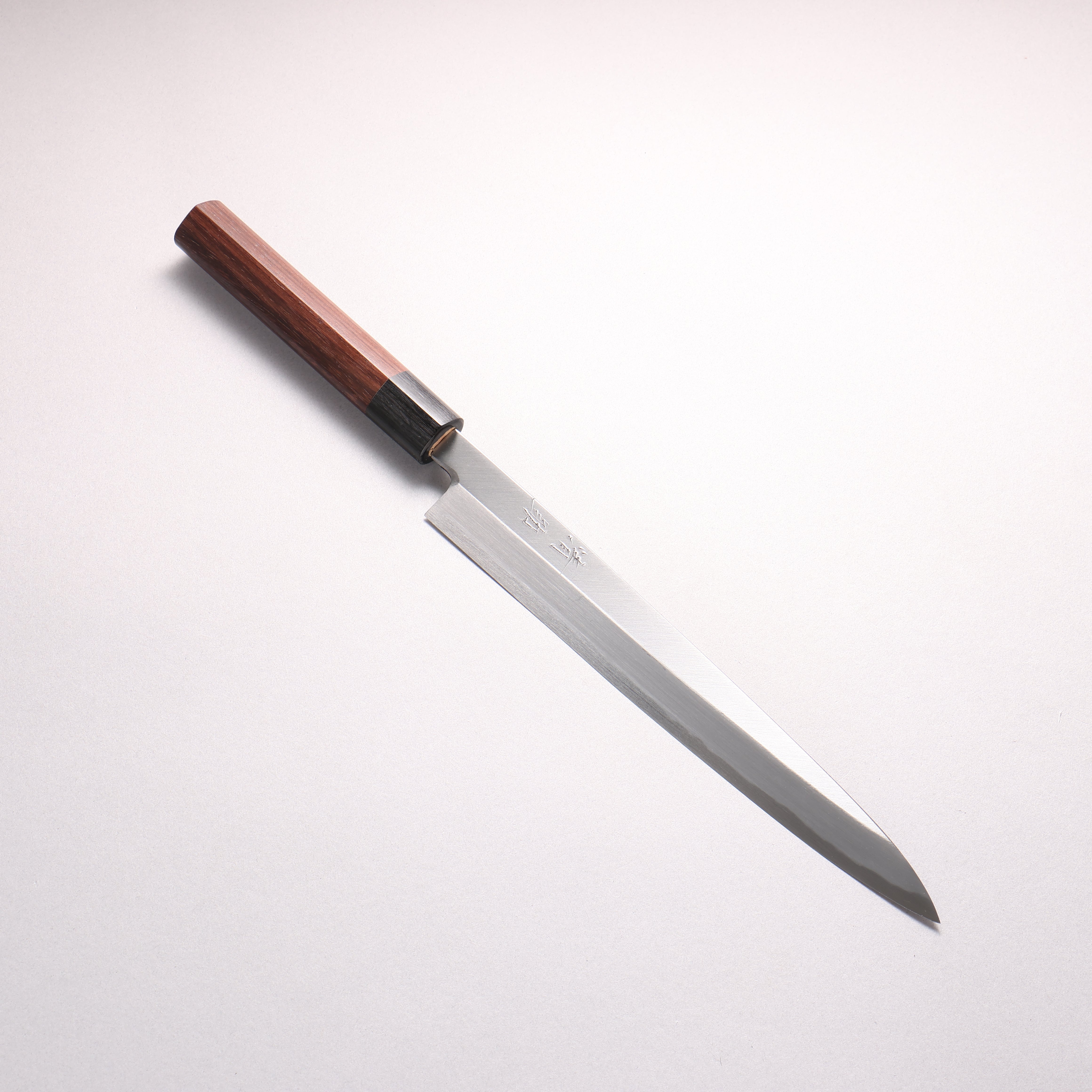 Seisuke White Steel Kasumitogi Yanagiba 240mm Rosewood (ferrule: Black Pakka wood) Shinogi Handle