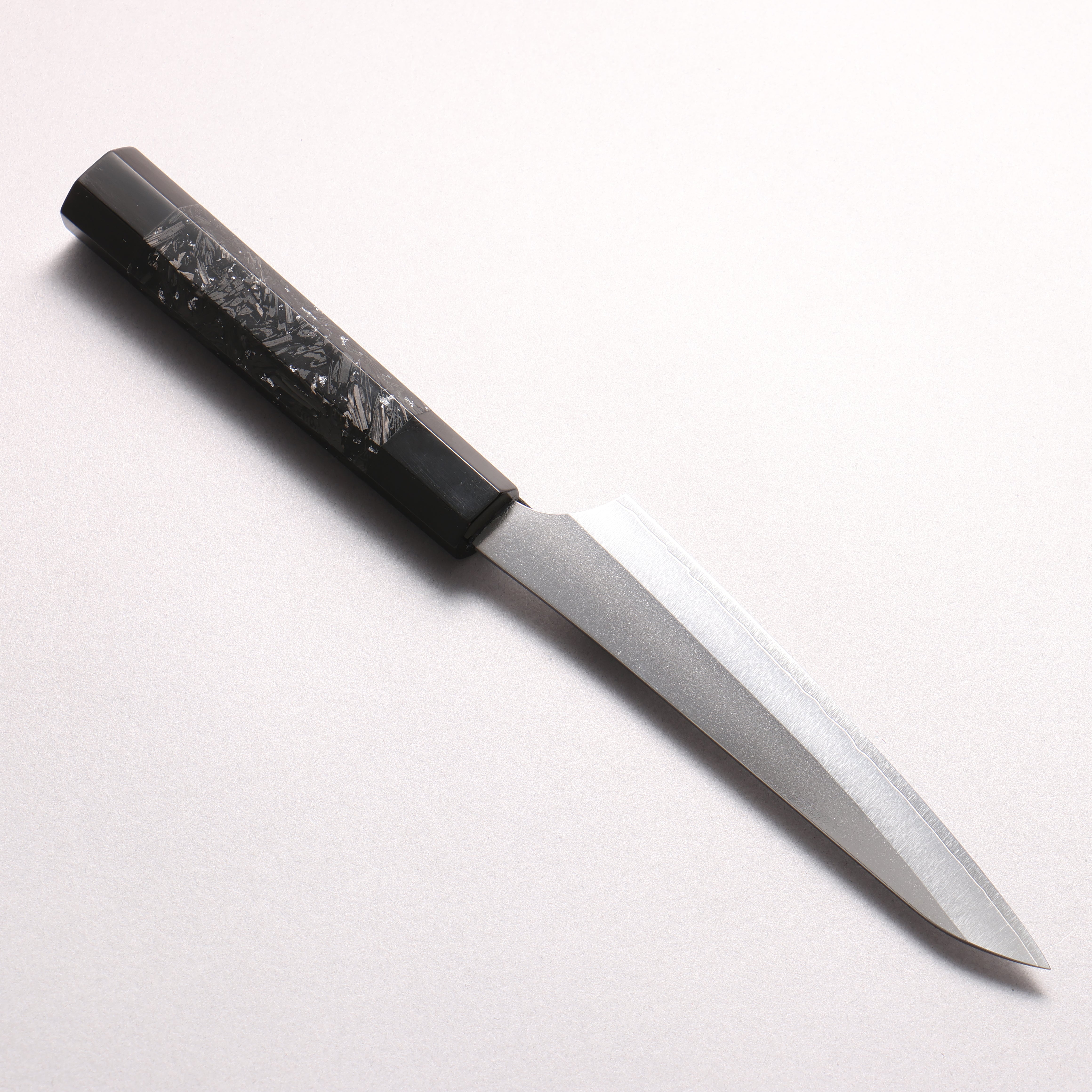 [Ginza Only] Yu Kurosaki Gekko VG-XEOS Petty-Utility 130mm Carbon Fiber with Silver Speckles (ferrule and end cap: Black Water Buffalo Horn) Handle - Seisuke Knife