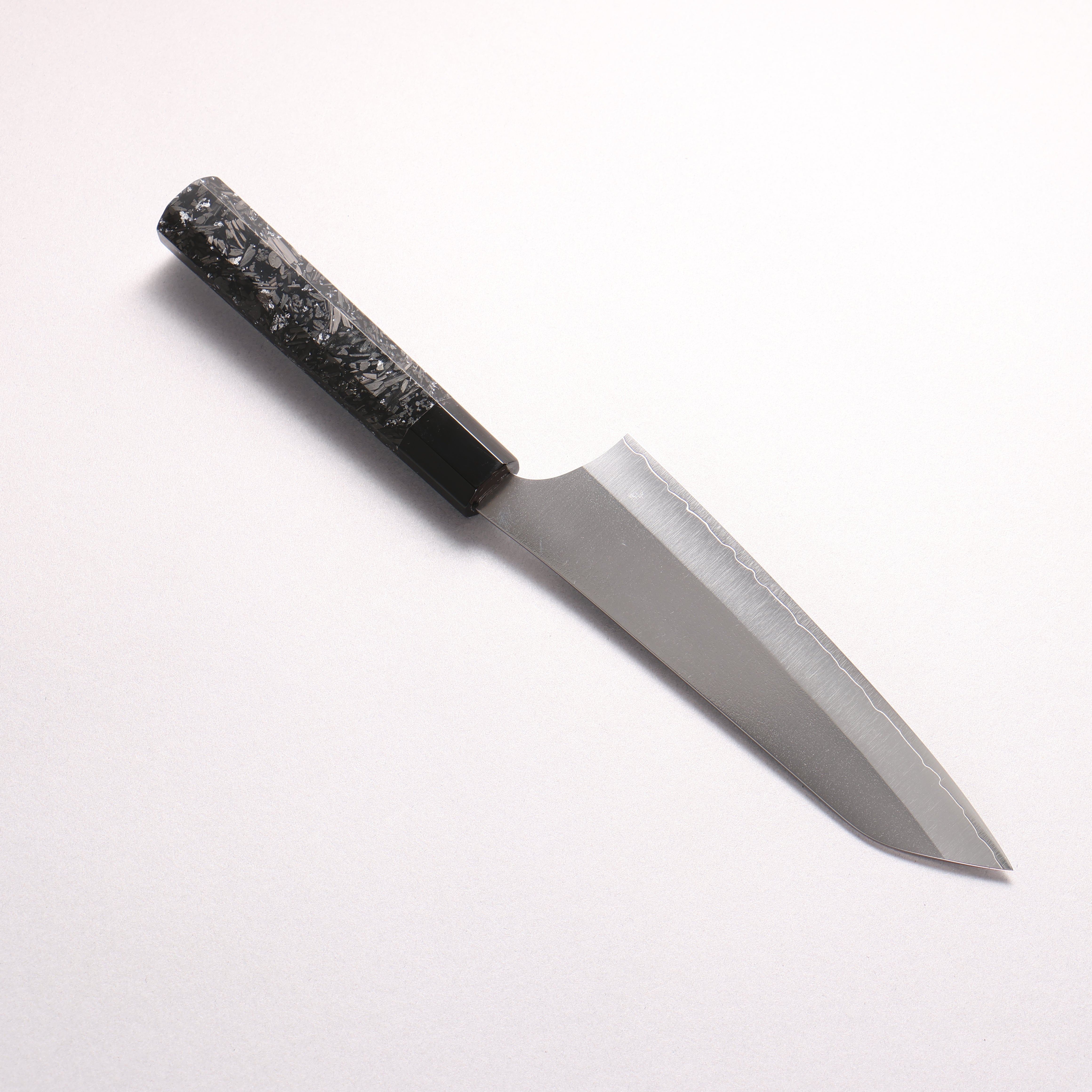 [Ginza Only] Yu Kurosaki Gekko VG-XEOS Small Bunka 150mm Carbon Fiber with Silver Speckles (ferrule: Black Water Buffalo Horn) Handle - Seisuke Knife