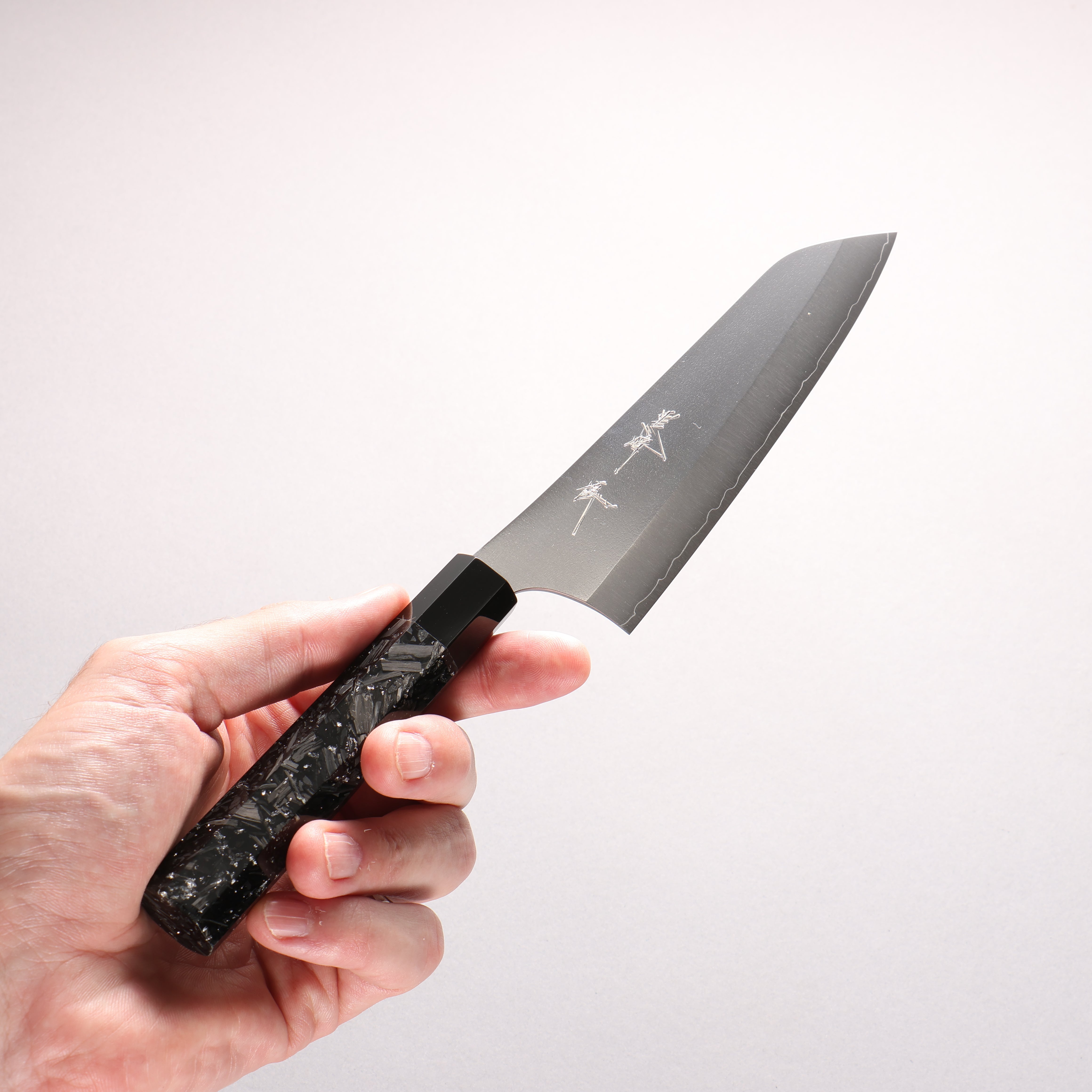 [Ginza Only] Yu Kurosaki Gekko VG-XEOS Small Bunka 150mm Carbon Fiber with Silver Speckles (ferrule: Black Water Buffalo Horn) Handle - Seisuke Knife