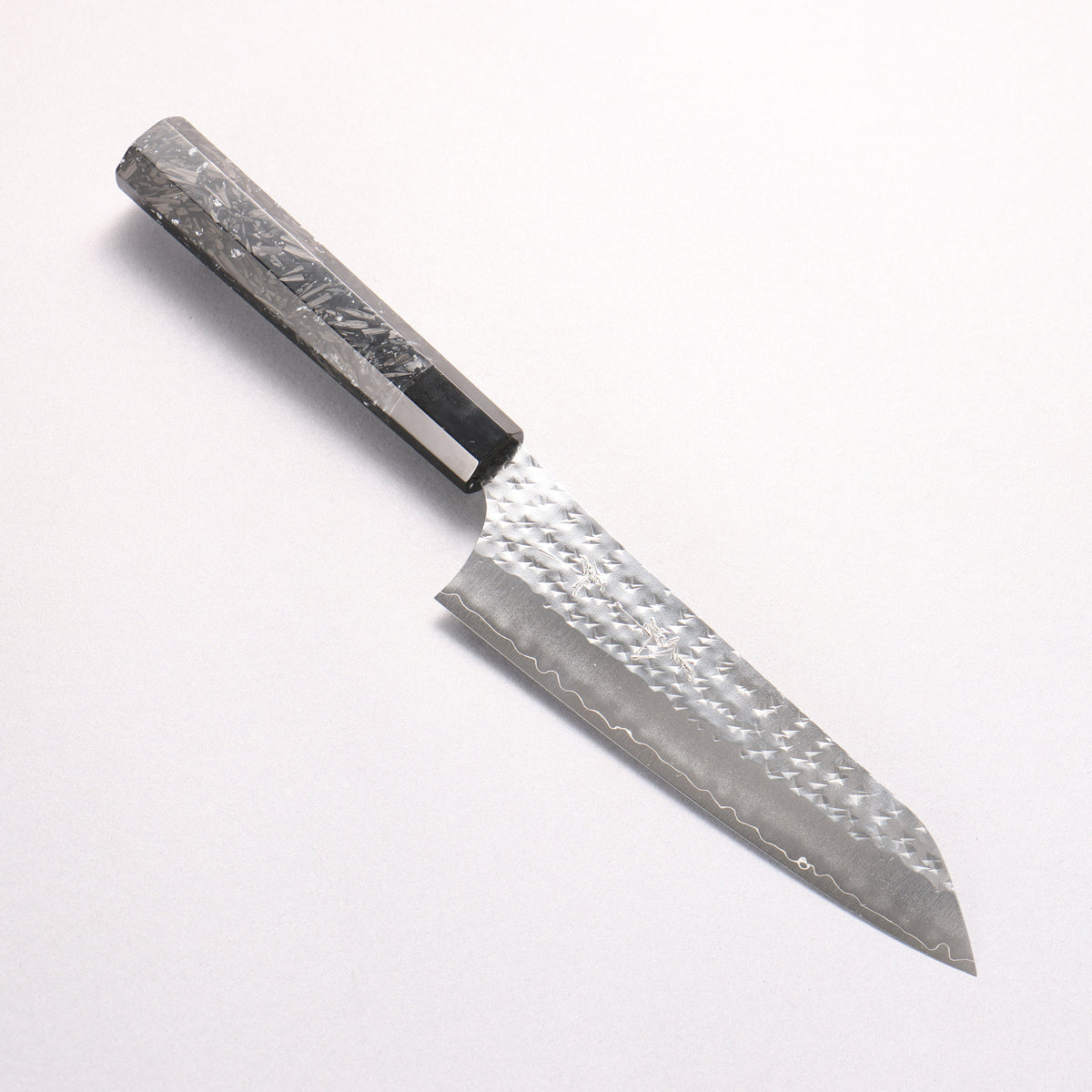 [Ginza Only] Yu Kurosaki Senko SG2 Hammered Small Bunka 150mm Carbon Fiber with Silver Speckles (ferrule: Black Water Buffalo Horn) Handle - Seisuke Knife