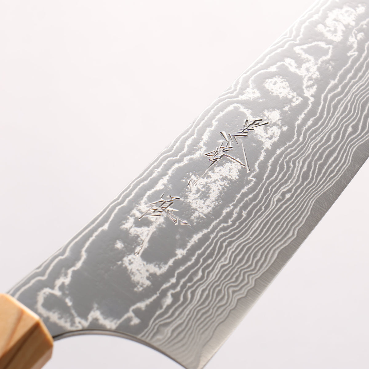 Yu Kurosaki Suiun SG2 Damascus Small Bunka 150mm Olive Tree Clear Resin And Turquoise Handle