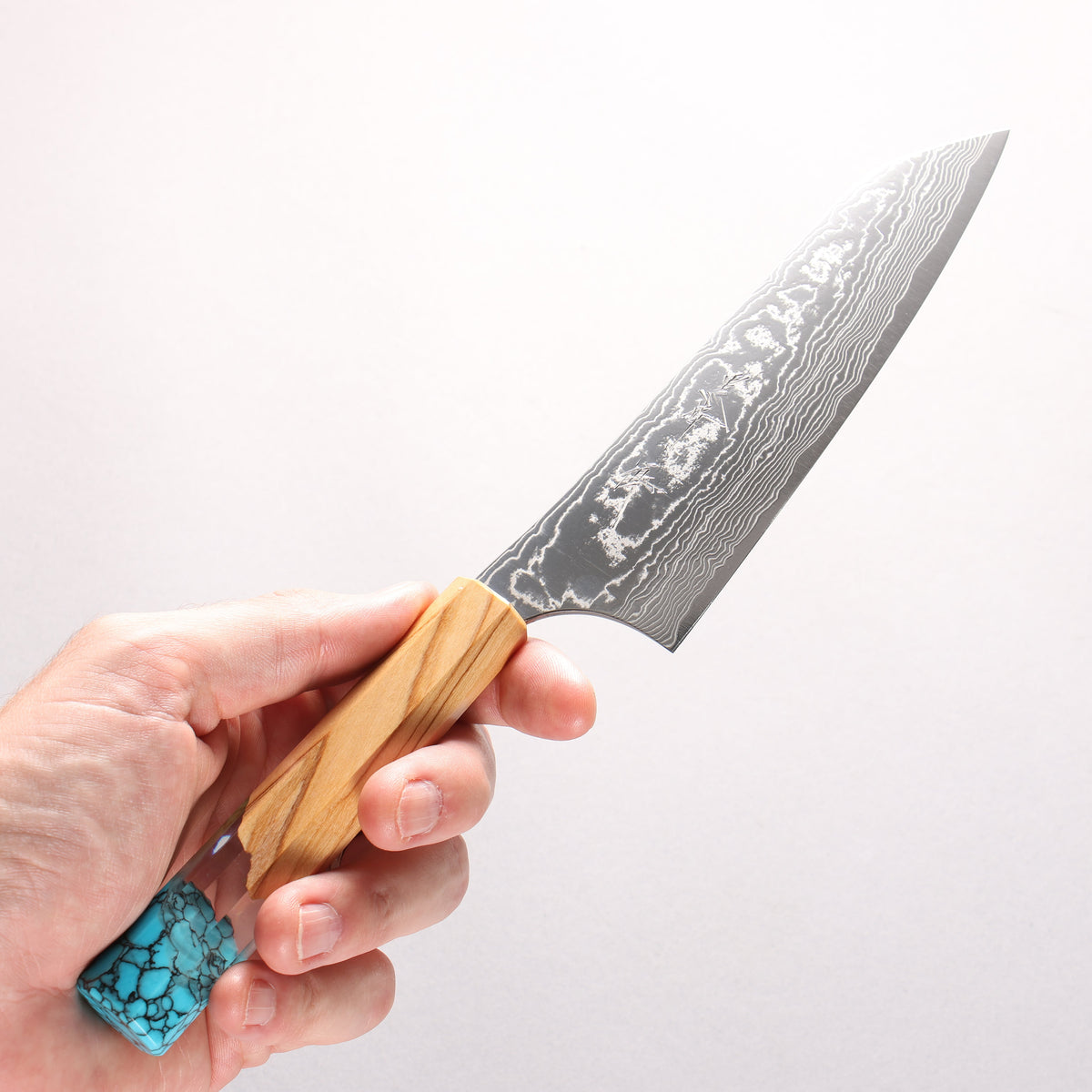 Yu Kurosaki Suiun SG2 Damascus Small Bunka 150mm Olive Tree Clear Resin And Turquoise Handle