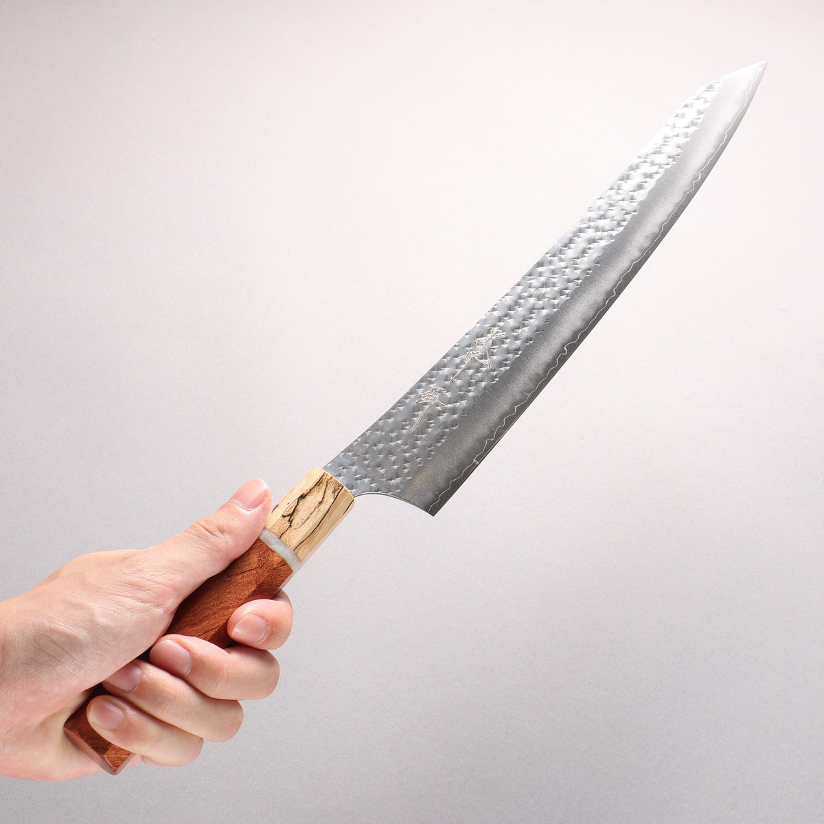 Yu Kurosaki Senko SG2 Hammered Sujihiki 270mm Brown Stabilized Wood (White Ring) Handle - Seisuke Knife