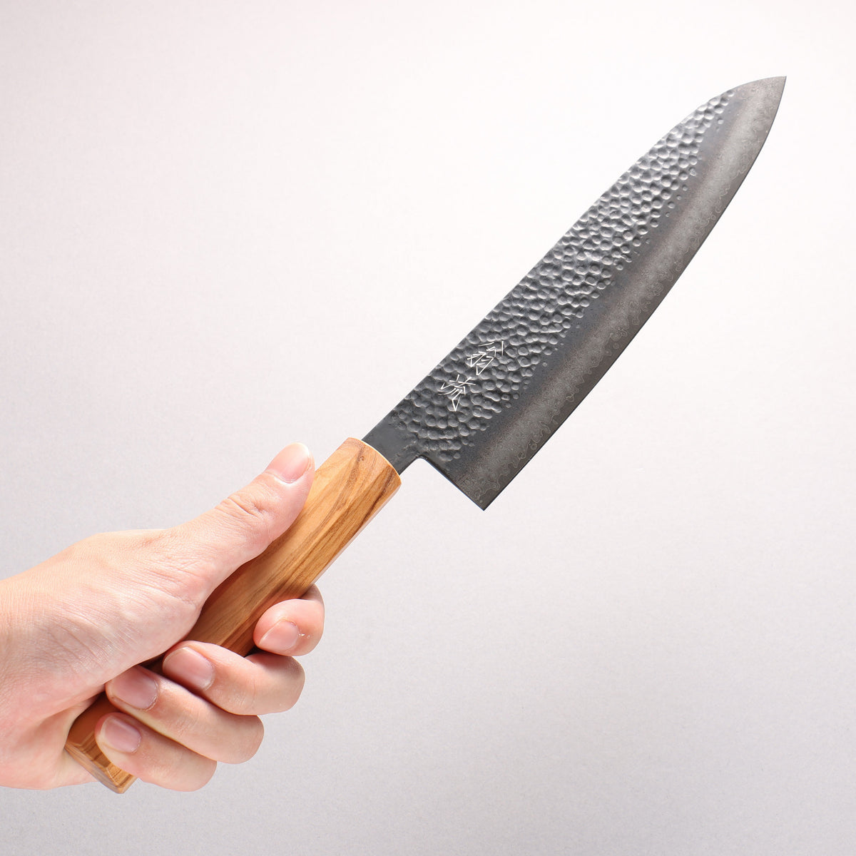 Oul VG10 Hammered Damascus Black dyeing Gyuto 210mm Olive tree Handle