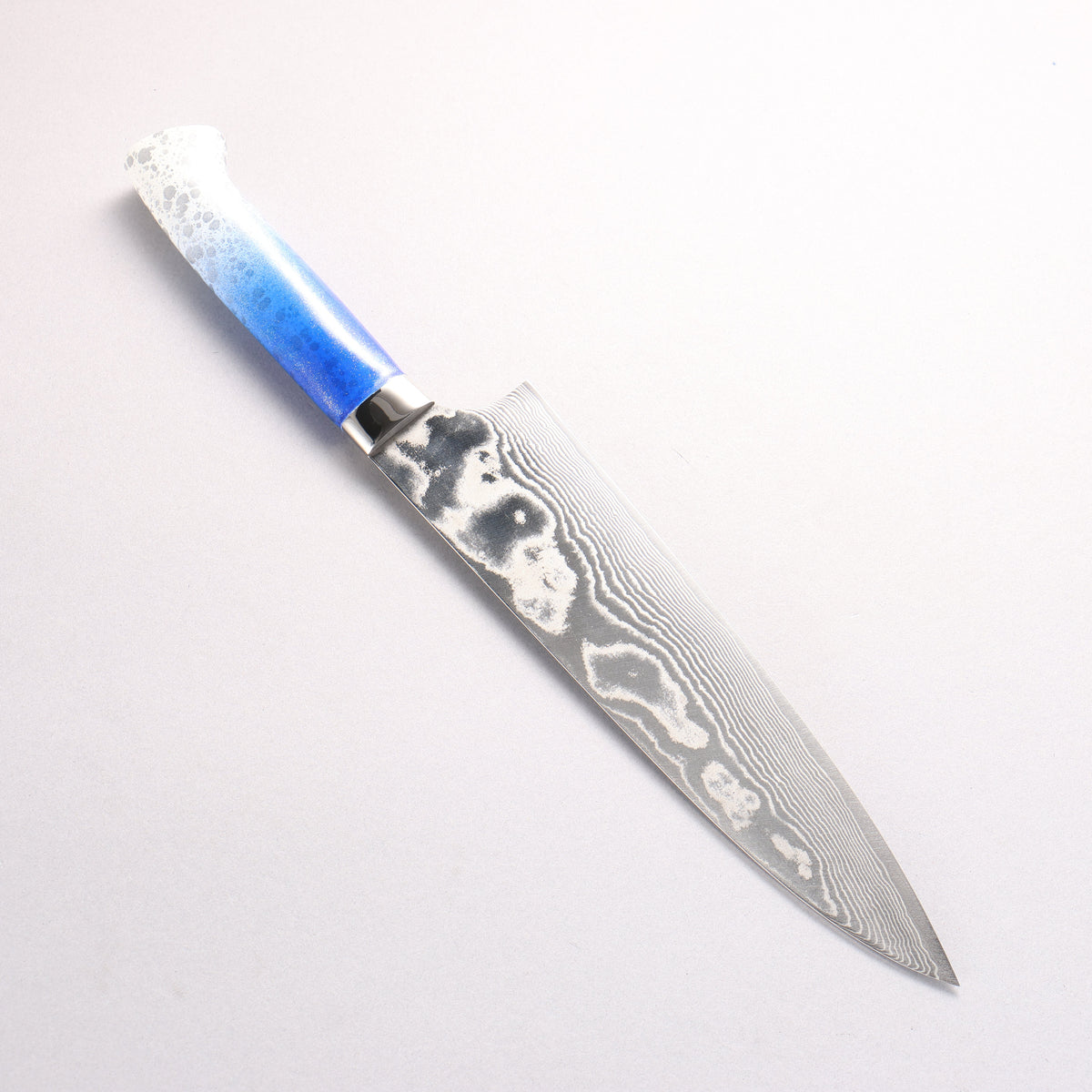 Takeshi Saji SPG STRIX Damascus Gyuto 210mm White and Blue Urethane Coating Handle with Sheath