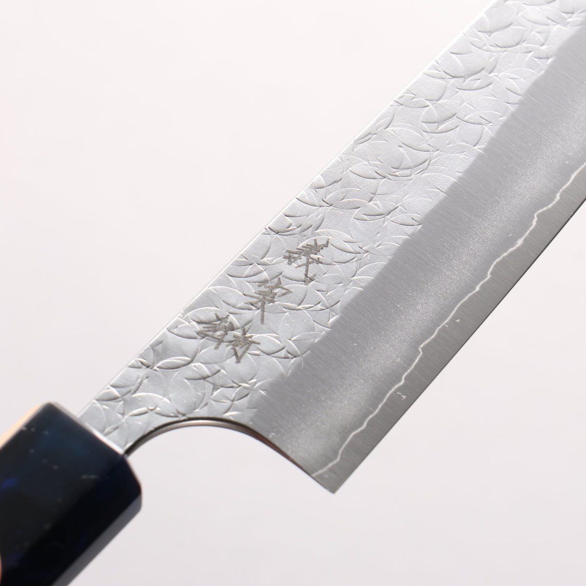 Yoshimi Kato Minamo SG2 Hammered Small Bunka 130mm Olive Tree and Blue Resin Handle - Seisuke Knife