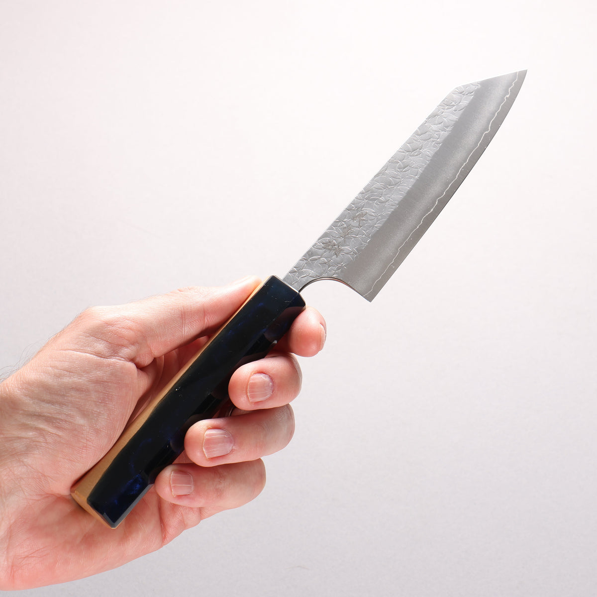 Yoshimi Kato Minamo SG2 Hammered Small Bunka 130mm Olive Tree and Blue Resin Handle - Seisuke Knife