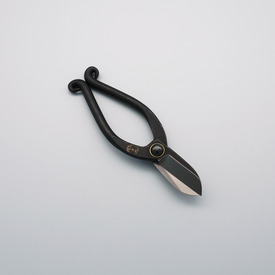 Sakai Takayuki Carbon Steel Flower Scissors 165mm - Seisuke Knife