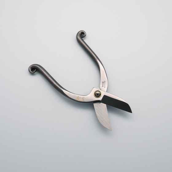 Sakai Takayuki Stainless Steel Flower Scissors 165mm - Seisuke Knife