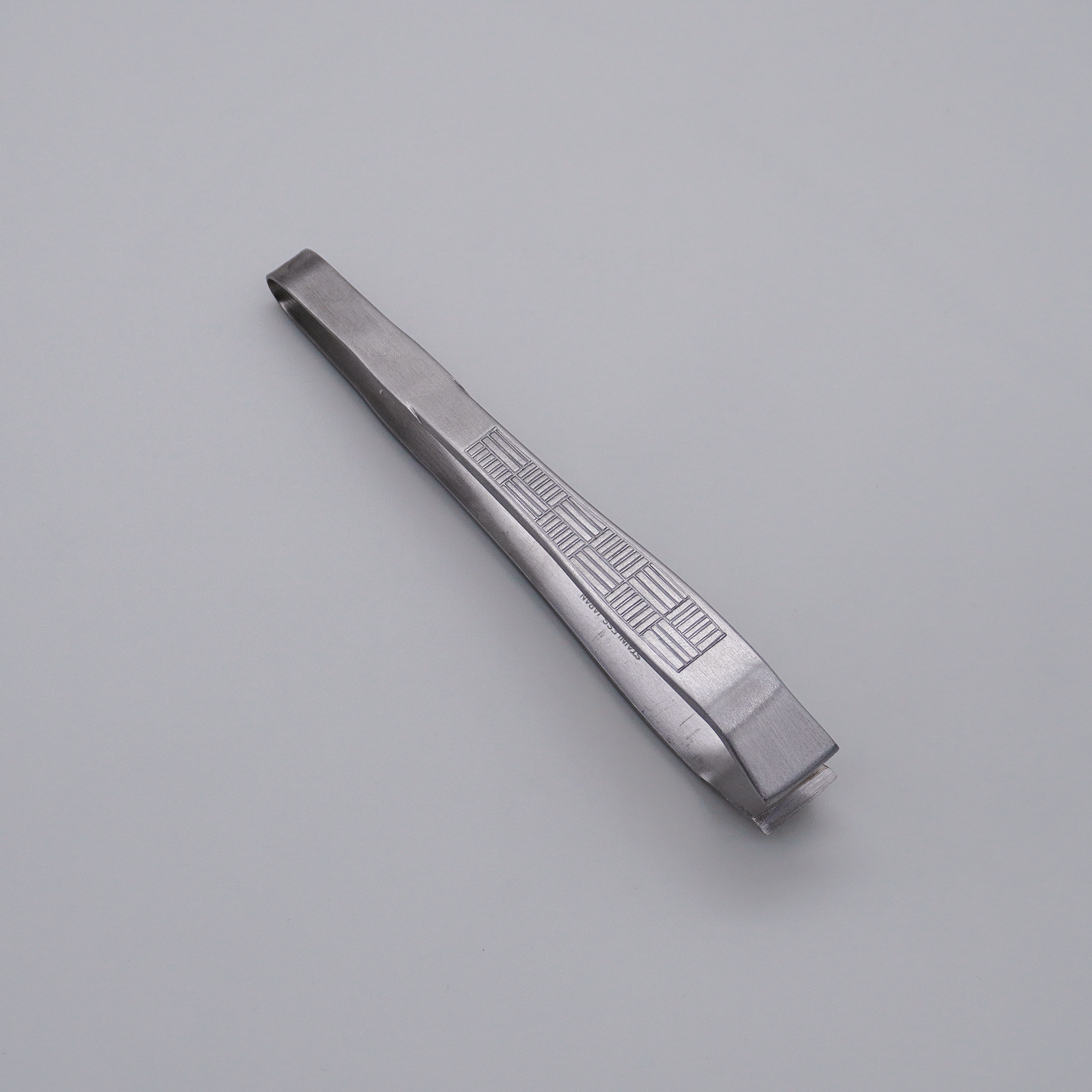 Large Stainless Steel Fishbone Tweezers 150mm - Seisuke Knife