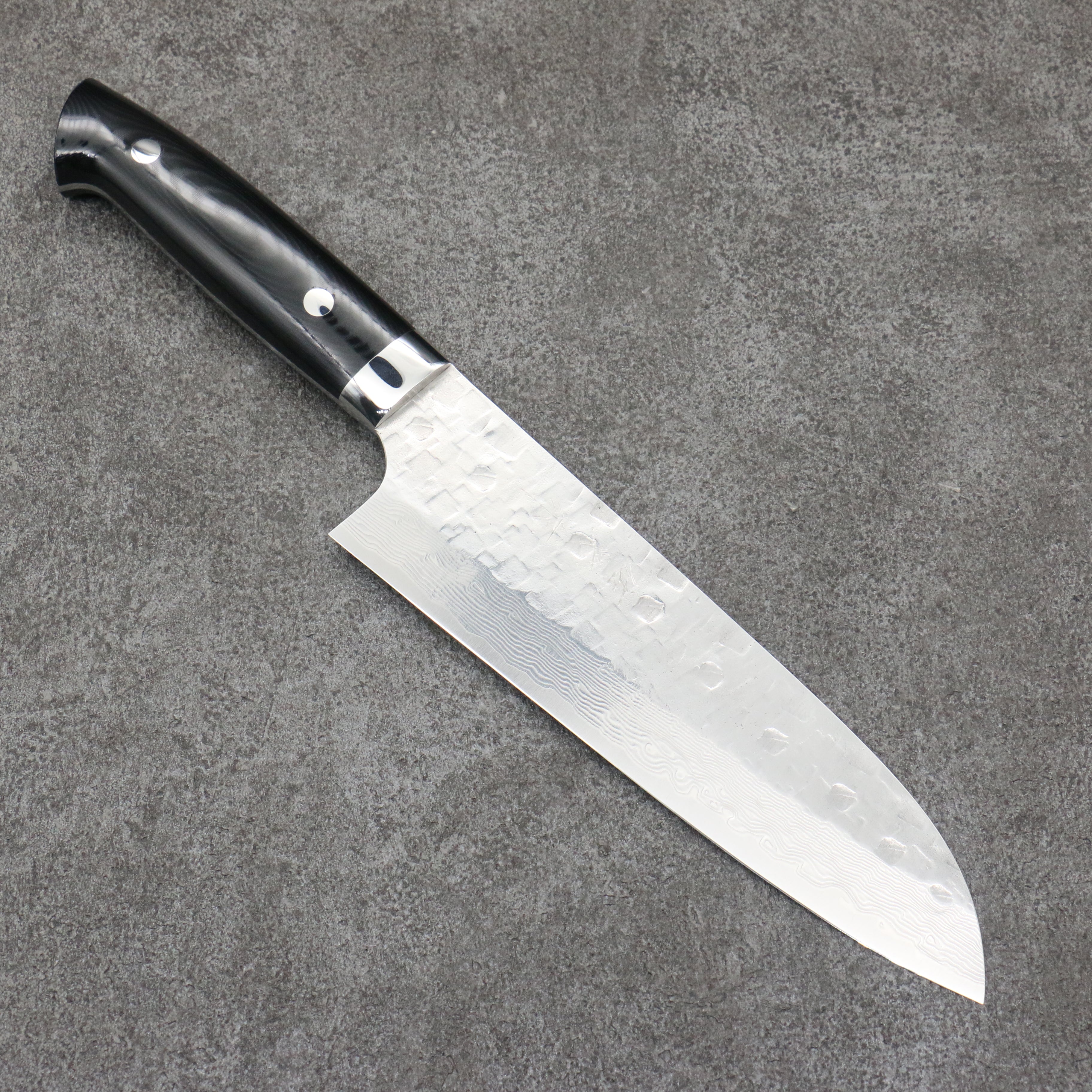 Takeshi Saji VG10 Hammered Damascus Cross Santoku180mm Micarta (Cloud) Handle - Seisuke Knife