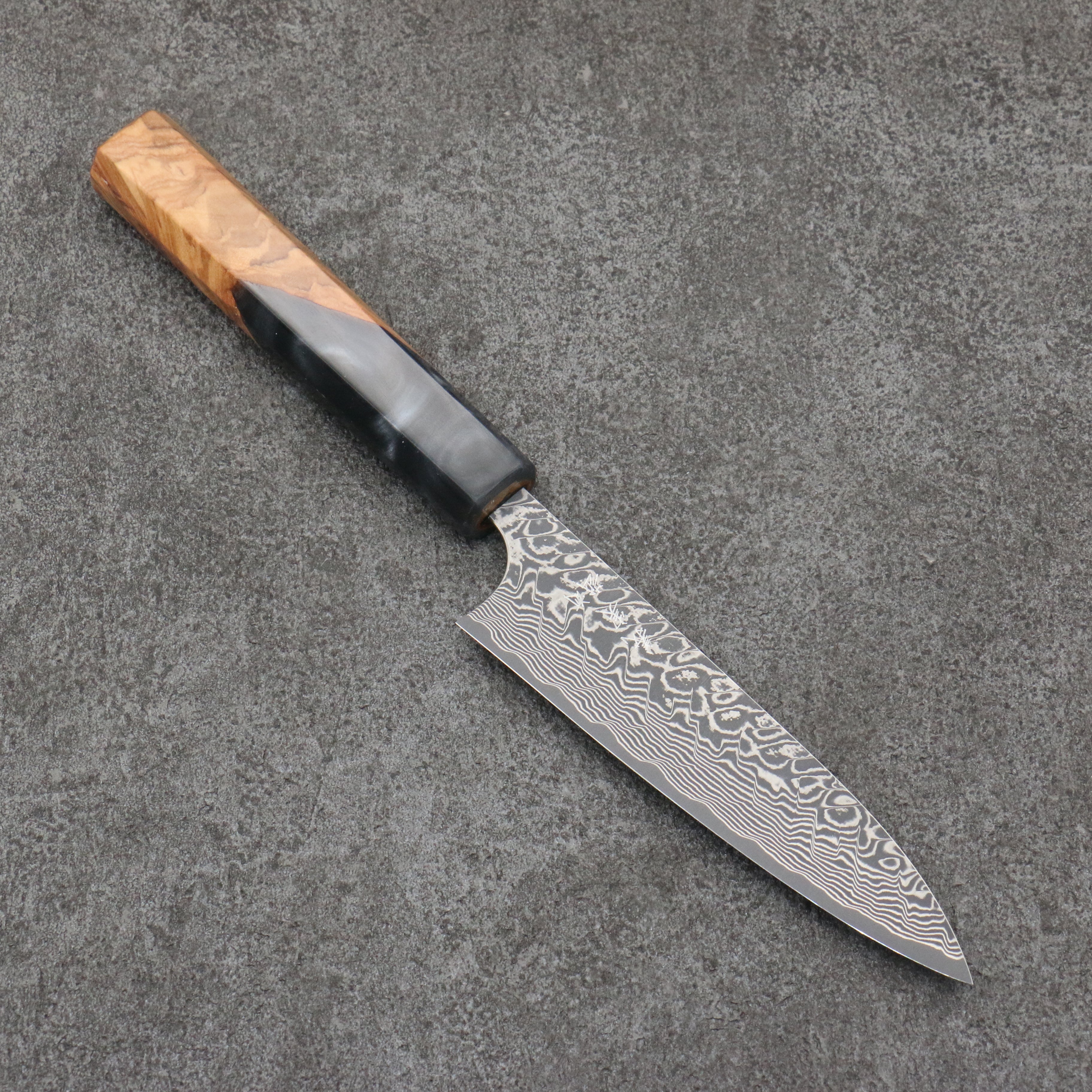 Yoshimi Kato SG2 Black Damascus Petty-Utility  120mm Olive Tree and Resin Handle - Seisuke Knife