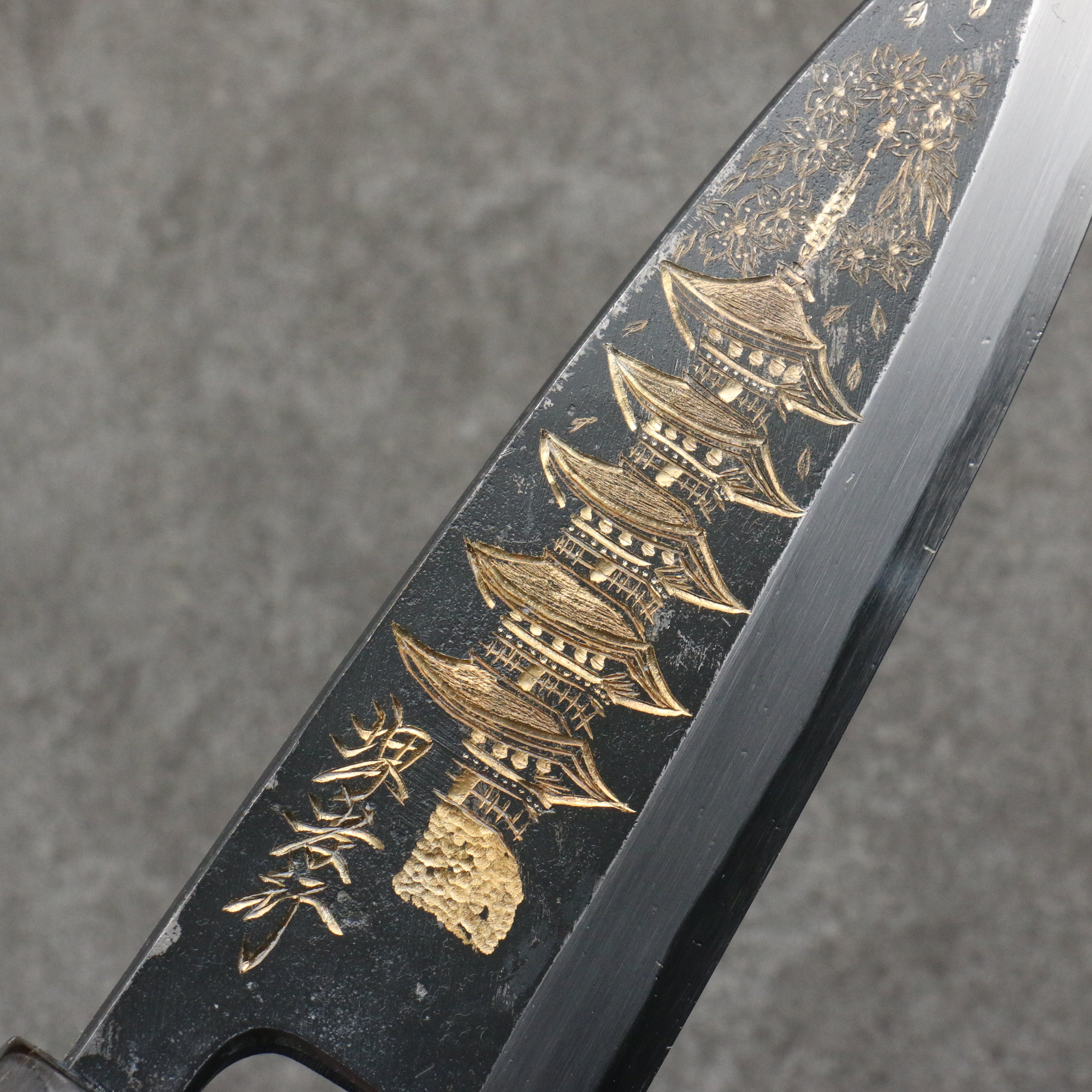 Sakai Takayuki Gold Filled Engraving by Kubota Gojunotou White Steel No.2 Black Finished Deba  165mm Ebony Wood Handle - Seisuke Knife