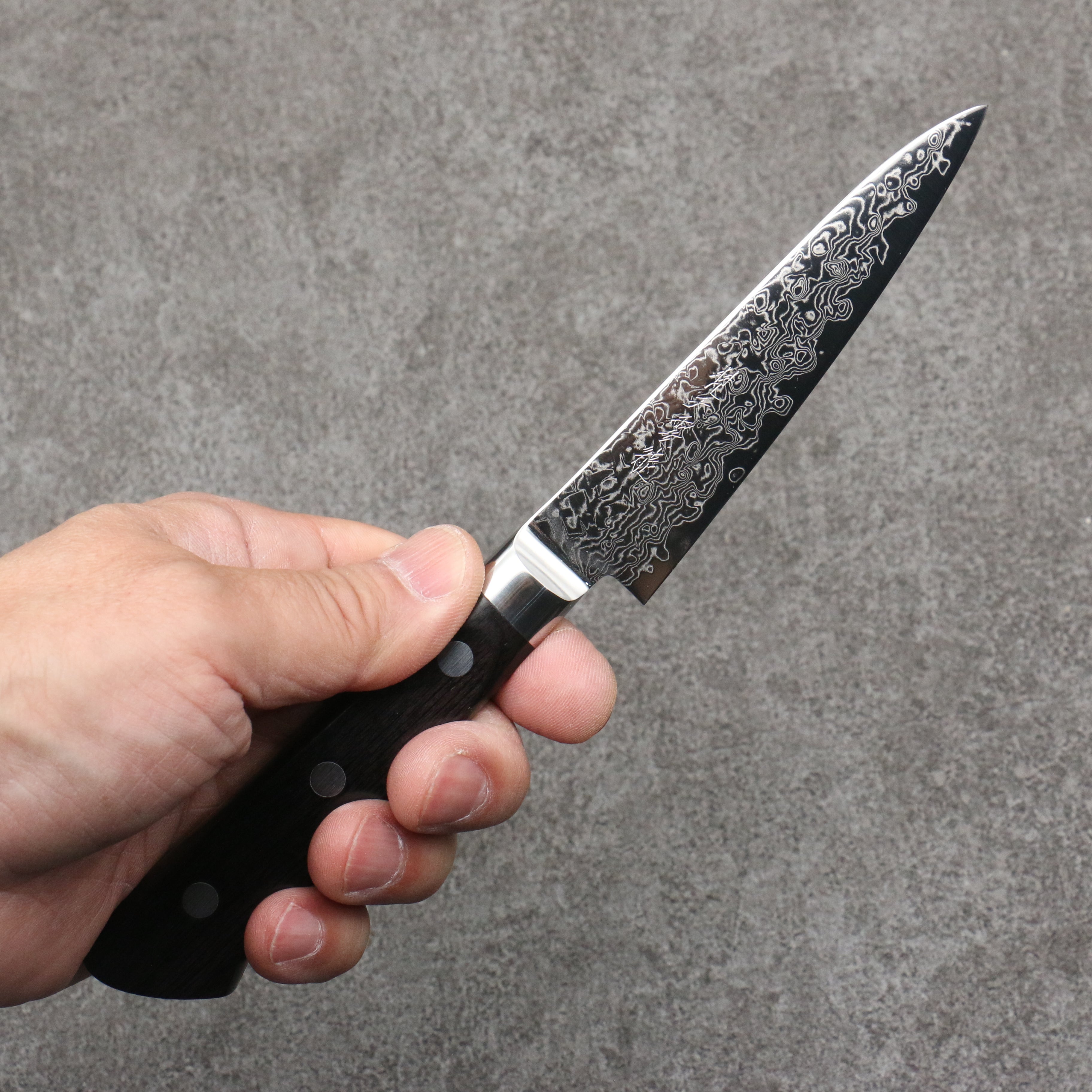 Ryusen Bonten Unryu VG10 63 Layer Damascus Petty-Utility 105mm Black Pakkawood Handle - Seisuke Knife