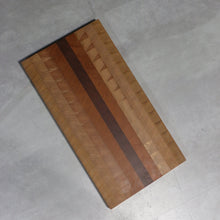  Yu Kurosaki Cutting Board End Grain Wood  485mm x 260mm x 30mm - Seisuke Knife