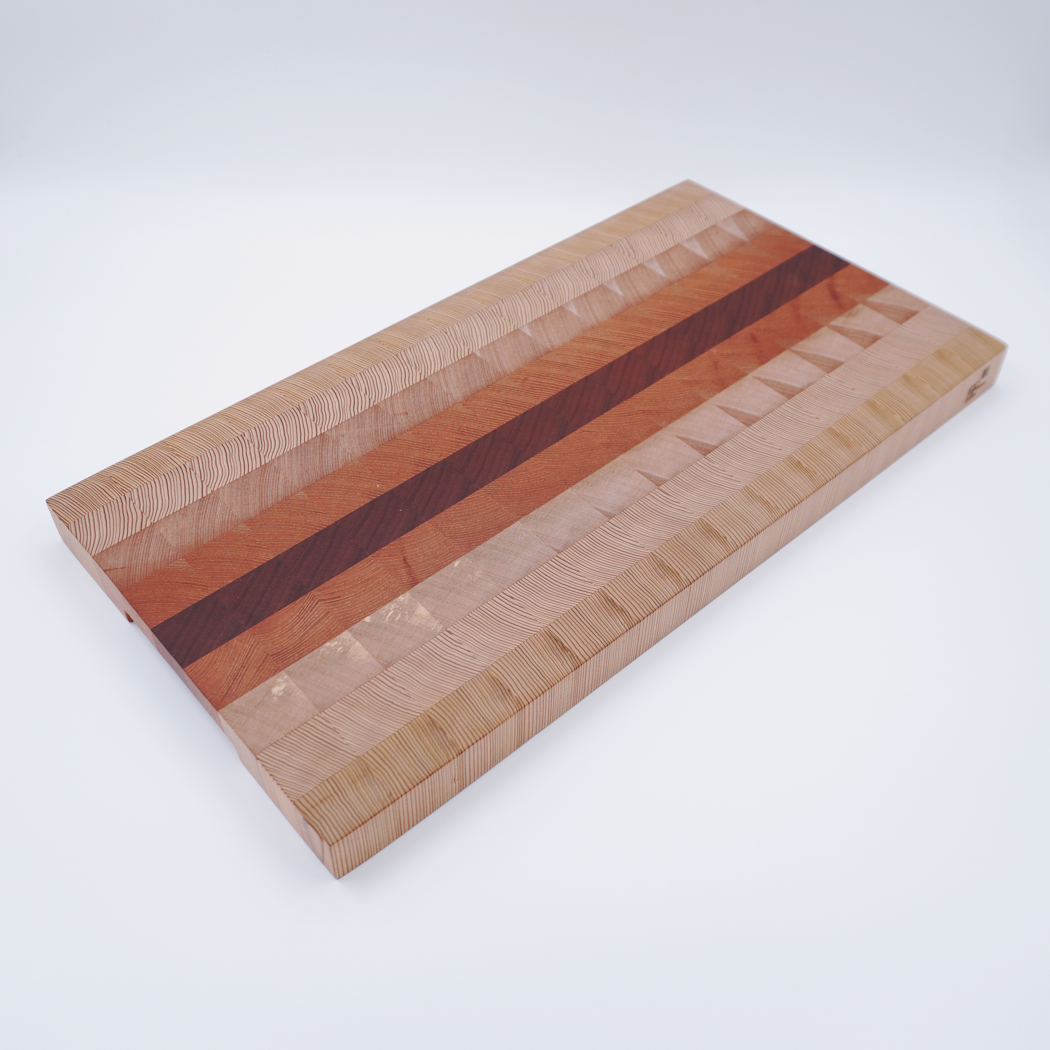 Yu Kurosaki Cutting Board End Grain Wood (XL) - Seisuke Knife
