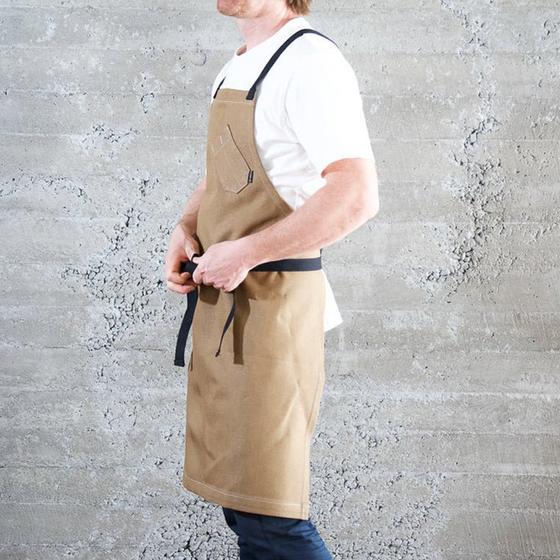 Valentich Apron - Seisuke Knife