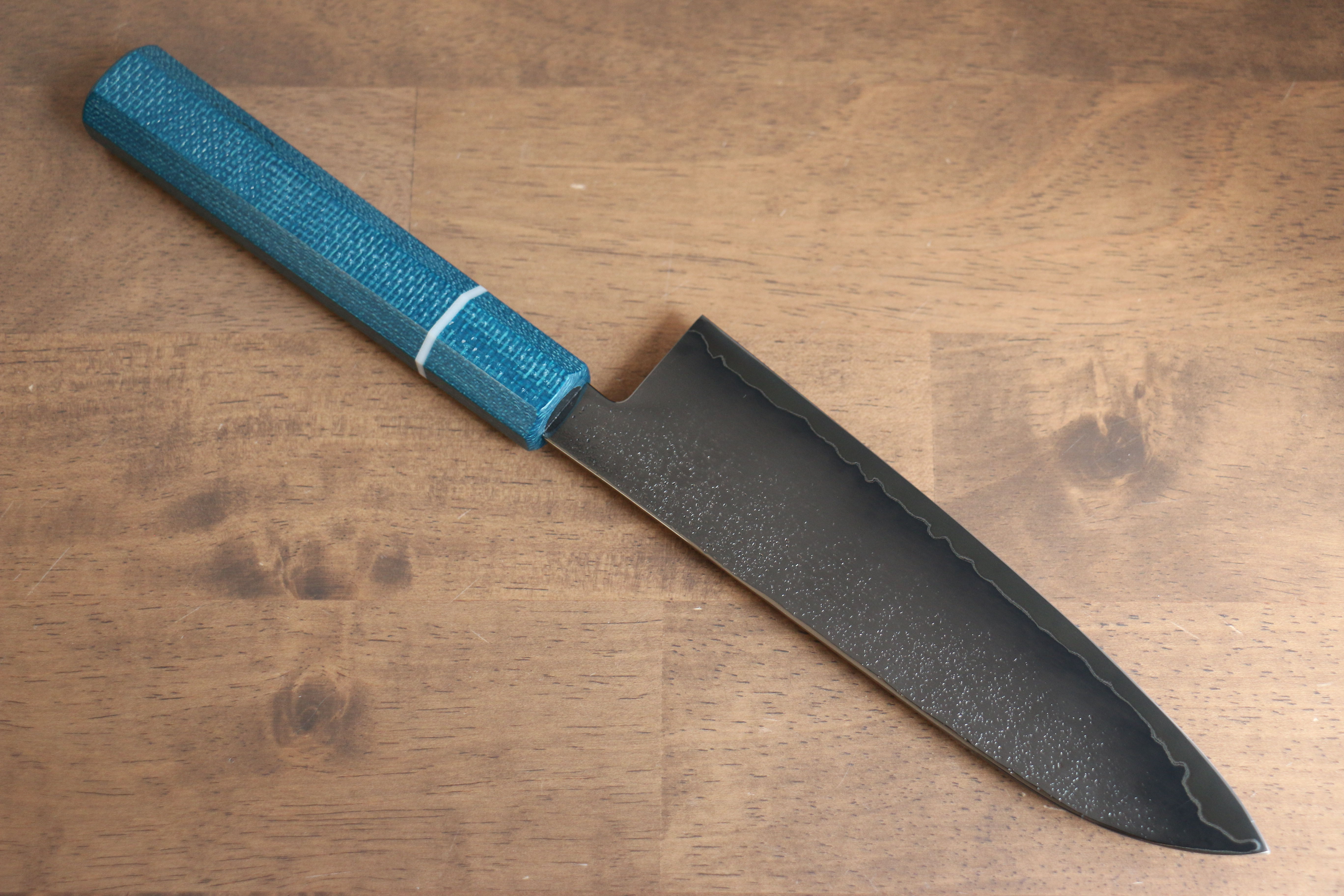 Seisuke VG5 Nashiji black dye Santoku 165mm Blue Canvas Micarta Handle - Seisuke Knife