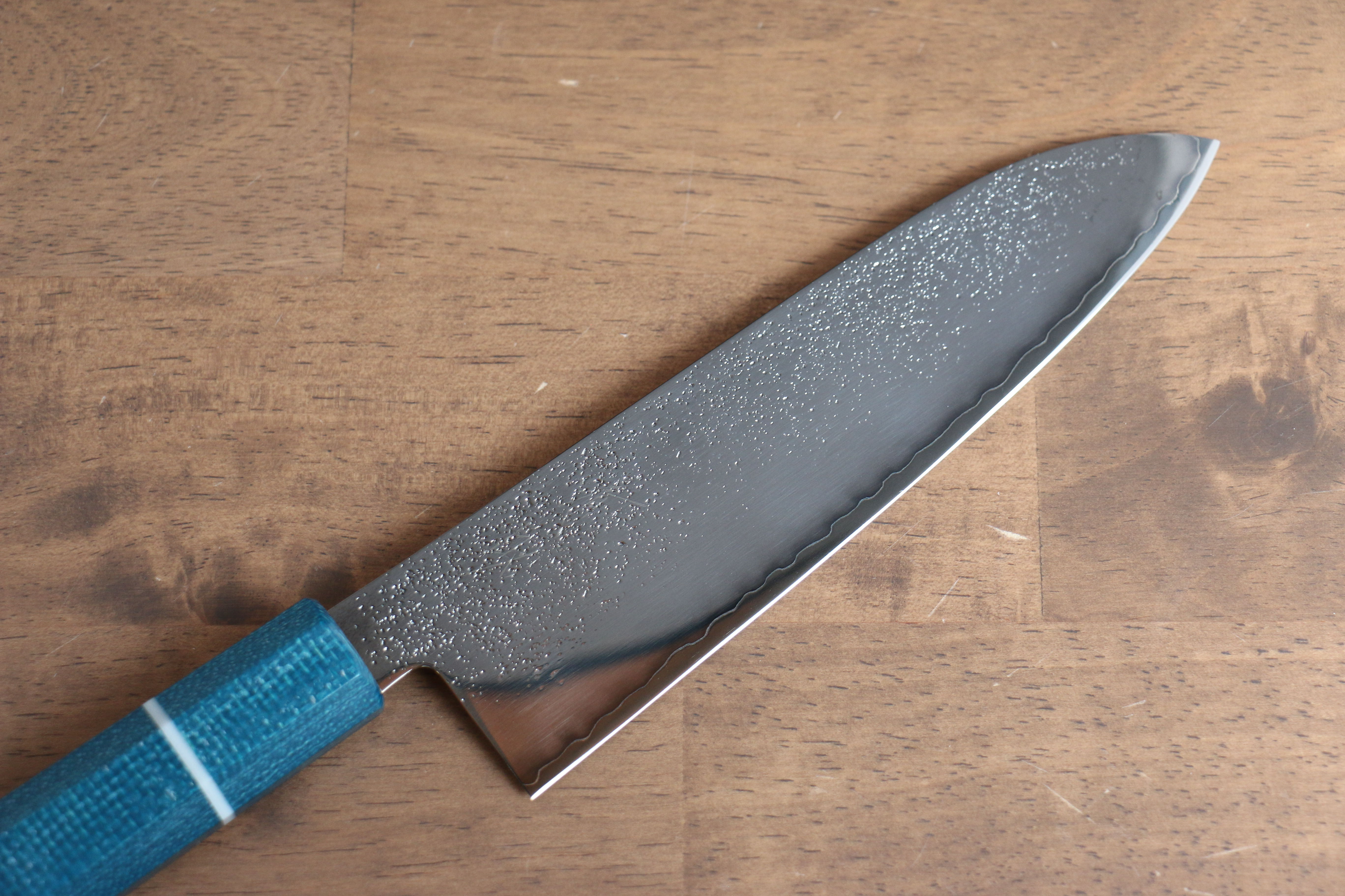 Seisuke VG5 Nashiji black dye Santoku 165mm Blue Canvas Micarta Handle - Seisuke Knife