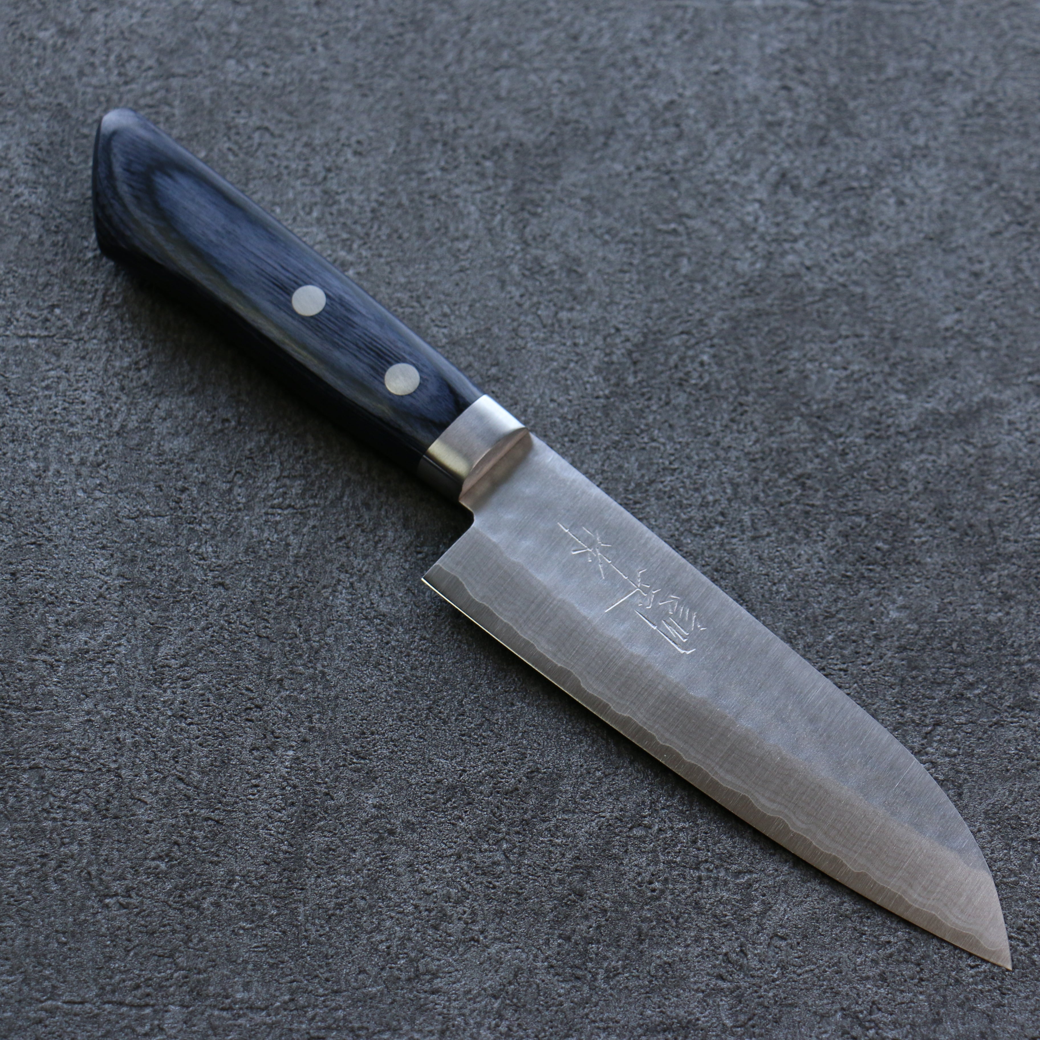 Kunihira Kokuryu VG10 Hammered Small Santoku 130mm Blue Pakka wood Handle - Seisuke Knife