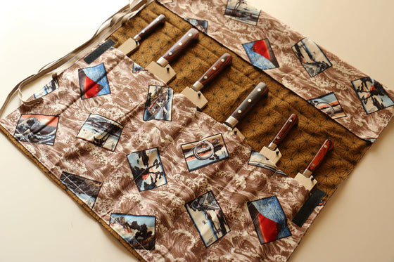 Japanese Style Knife Roll - Hokusai Brown with Patterned Pocket (7 Pockets) - Seisuke Knife