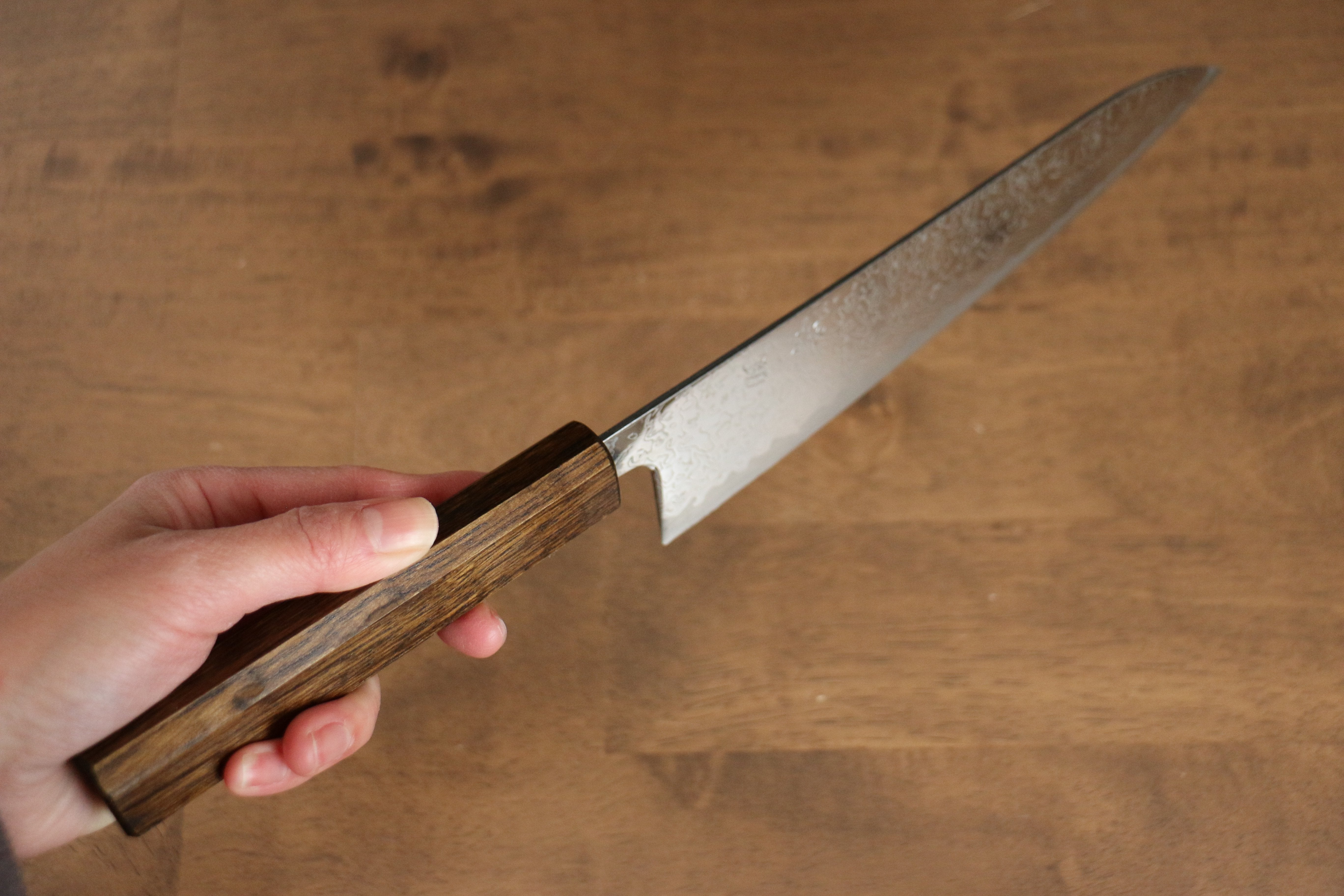 Seisuke VG10 Mirrored Finish Damascus Gyuto 210mm Oak Handle - Seisuke Knife