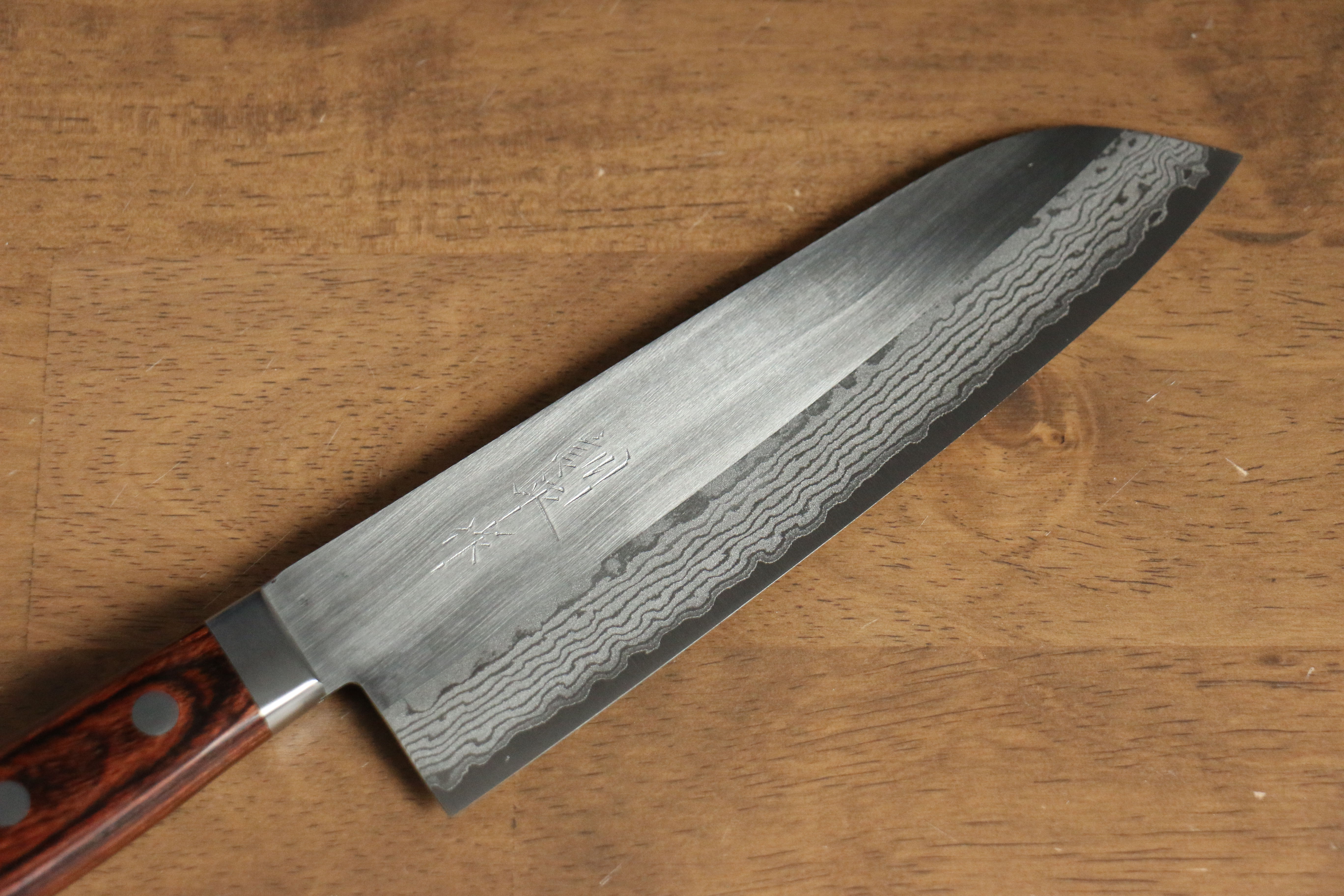Kunihira Sairyu VG10 Migaki Finished Damascus Santoku 170mm Mahogany Handle - Seisuke Knife