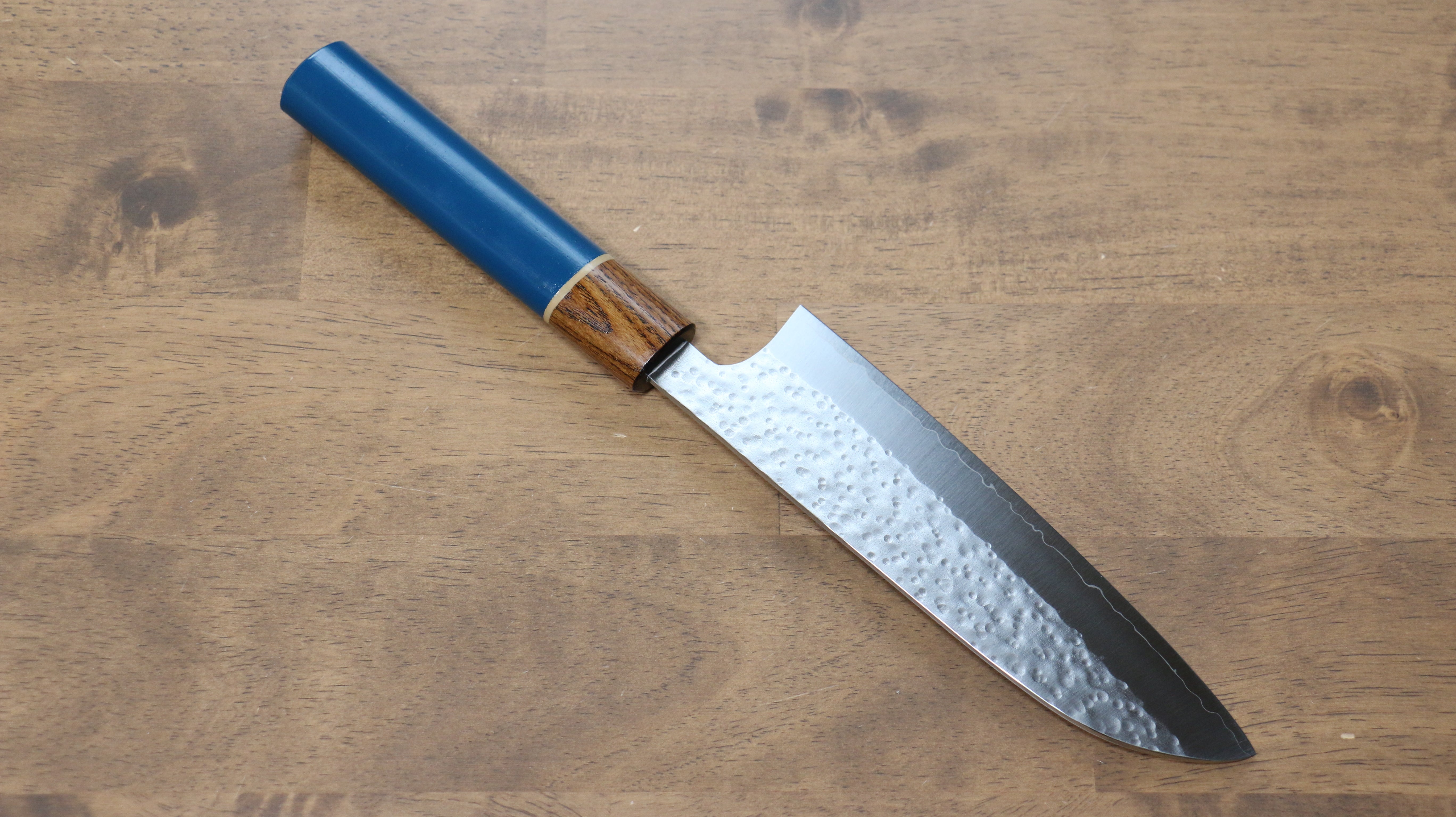 Makoto Kurosaki SG2 Hammered(Maru) Santoku 165mm Enju Lacquered(Blue��� Handle - Seisuke Knife