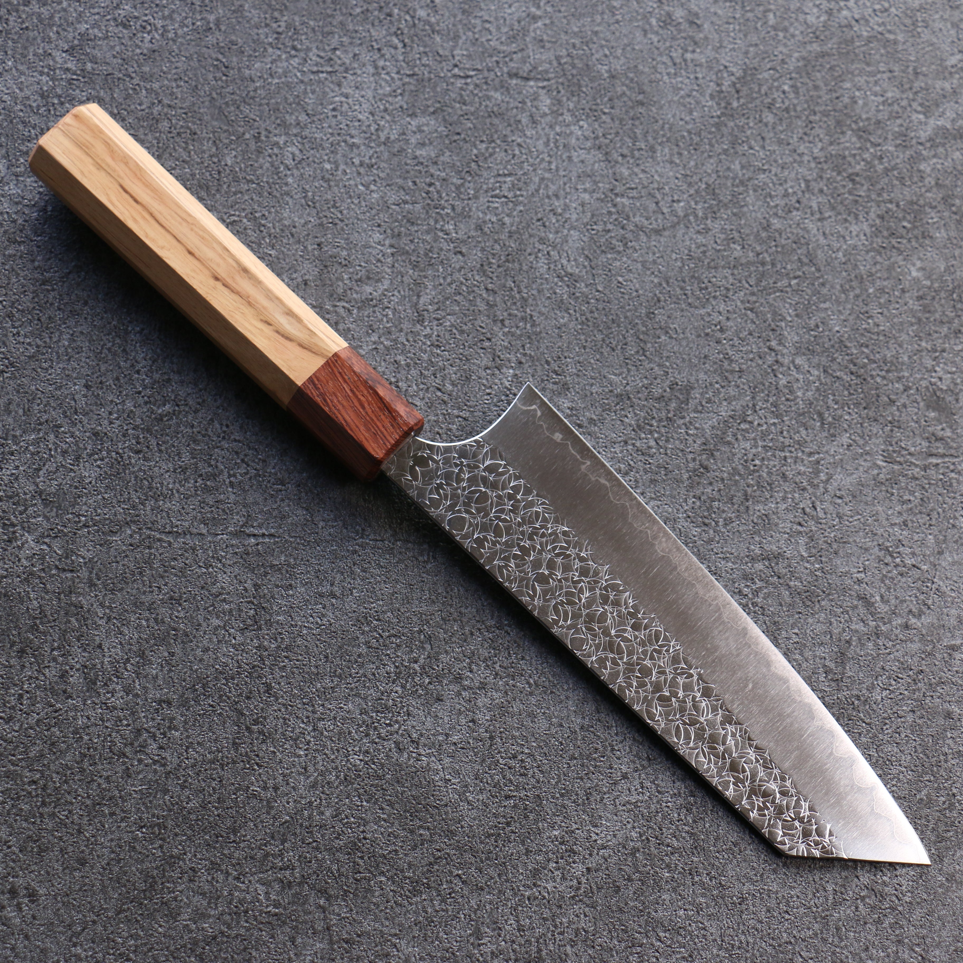 Yoshimi Kato Minamo SG2 Hammered Bunka 165mm Oak Handle - Seisuke Knife