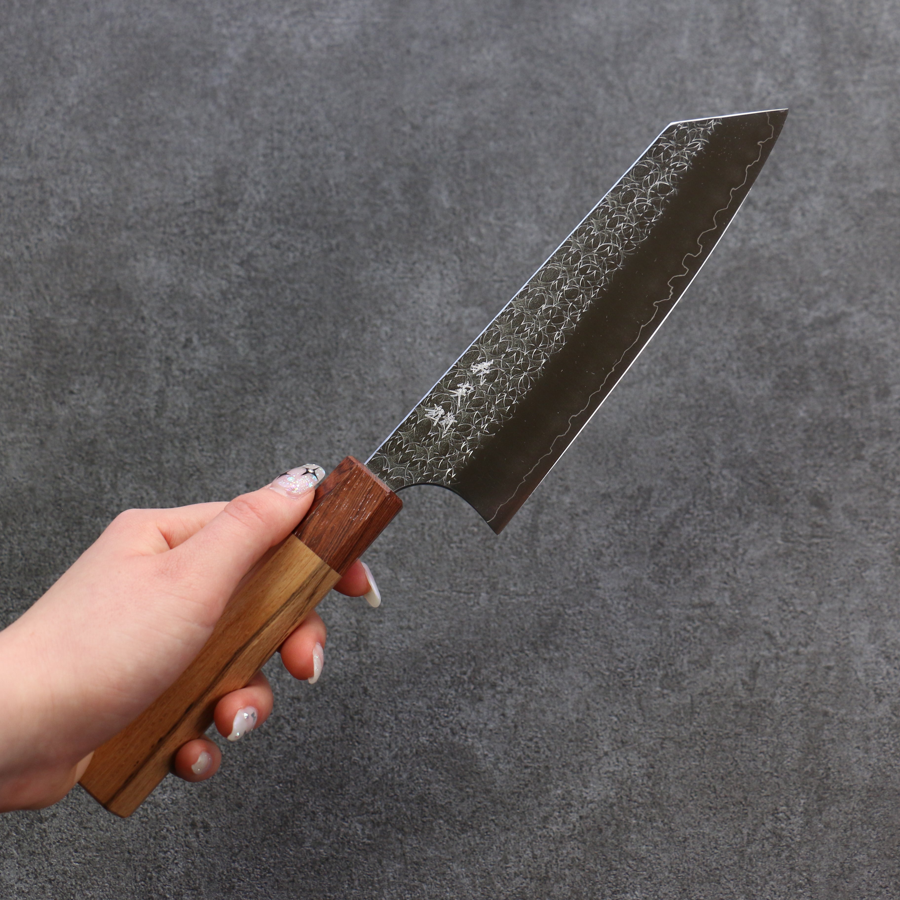 Yoshimi Kato Minamo SG2 Hammered Bunka 165mm Oak Handle - Seisuke Knife