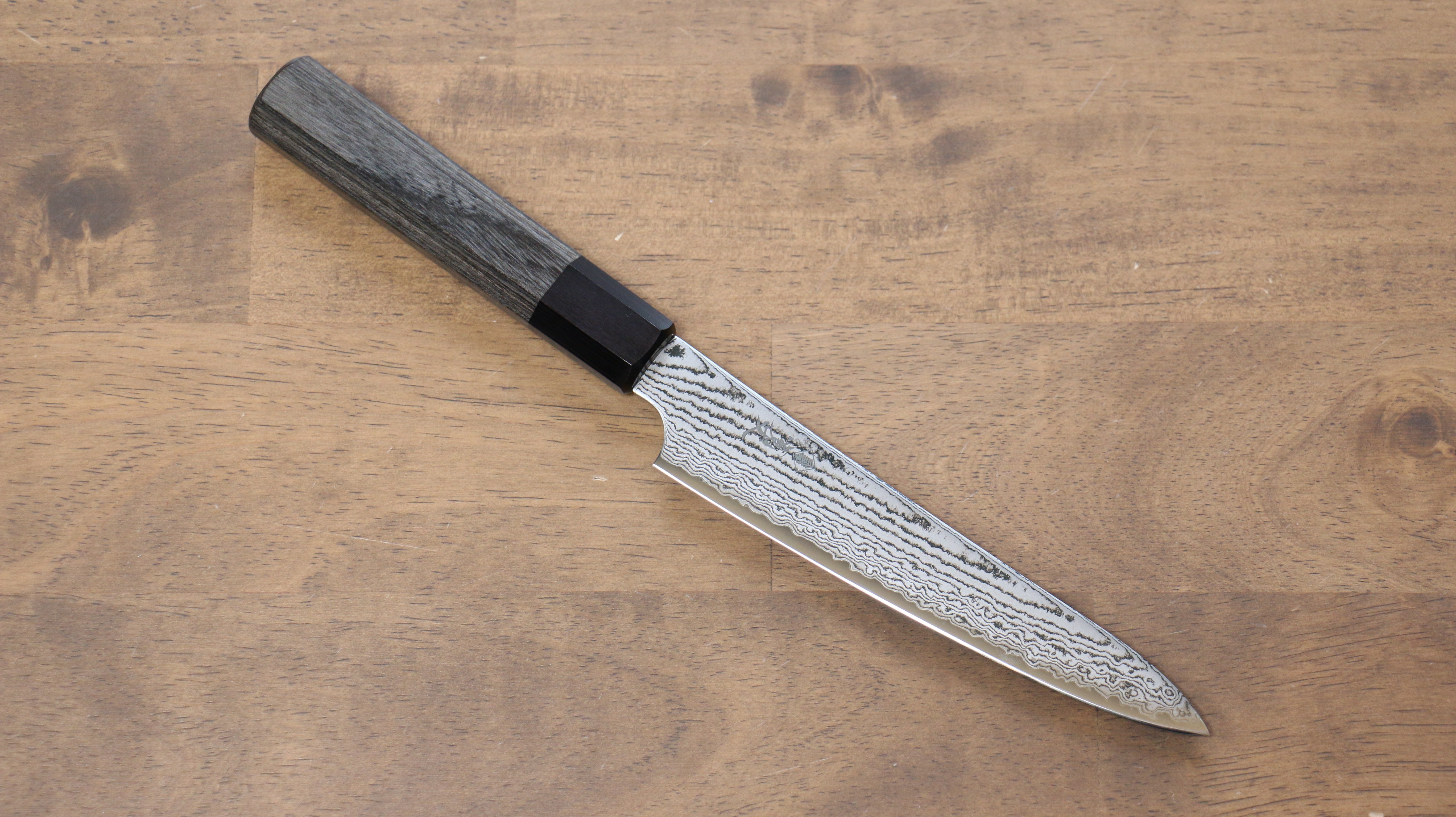 Kanjyo VG10 Damascus Petty-Utility 150mm Gray Pakkawood Handle - Seisuke Knife