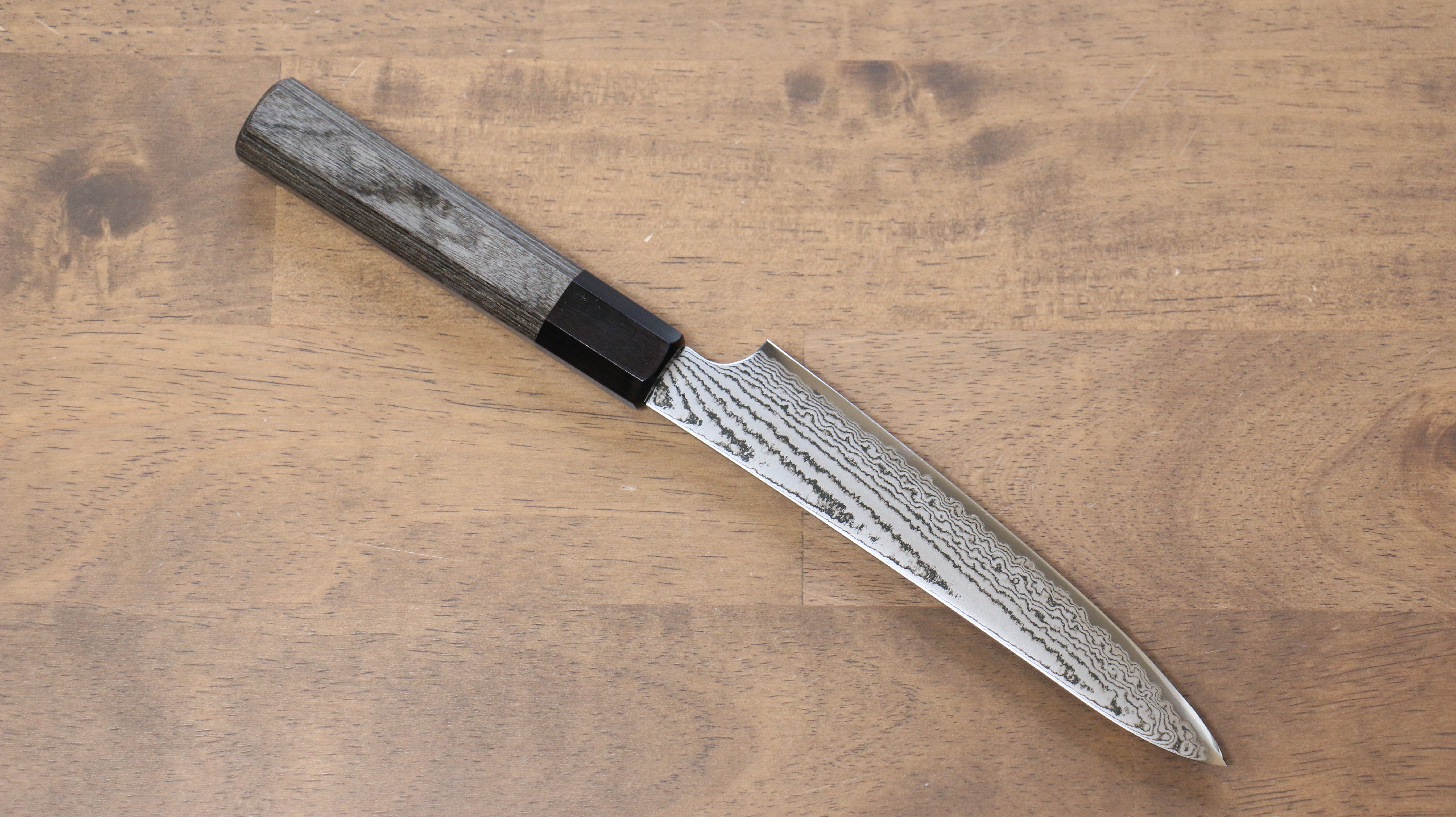 Kanjyo VG10 Damascus Petty-Utility 150mm Gray Pakkawood Handle - Seisuke Knife