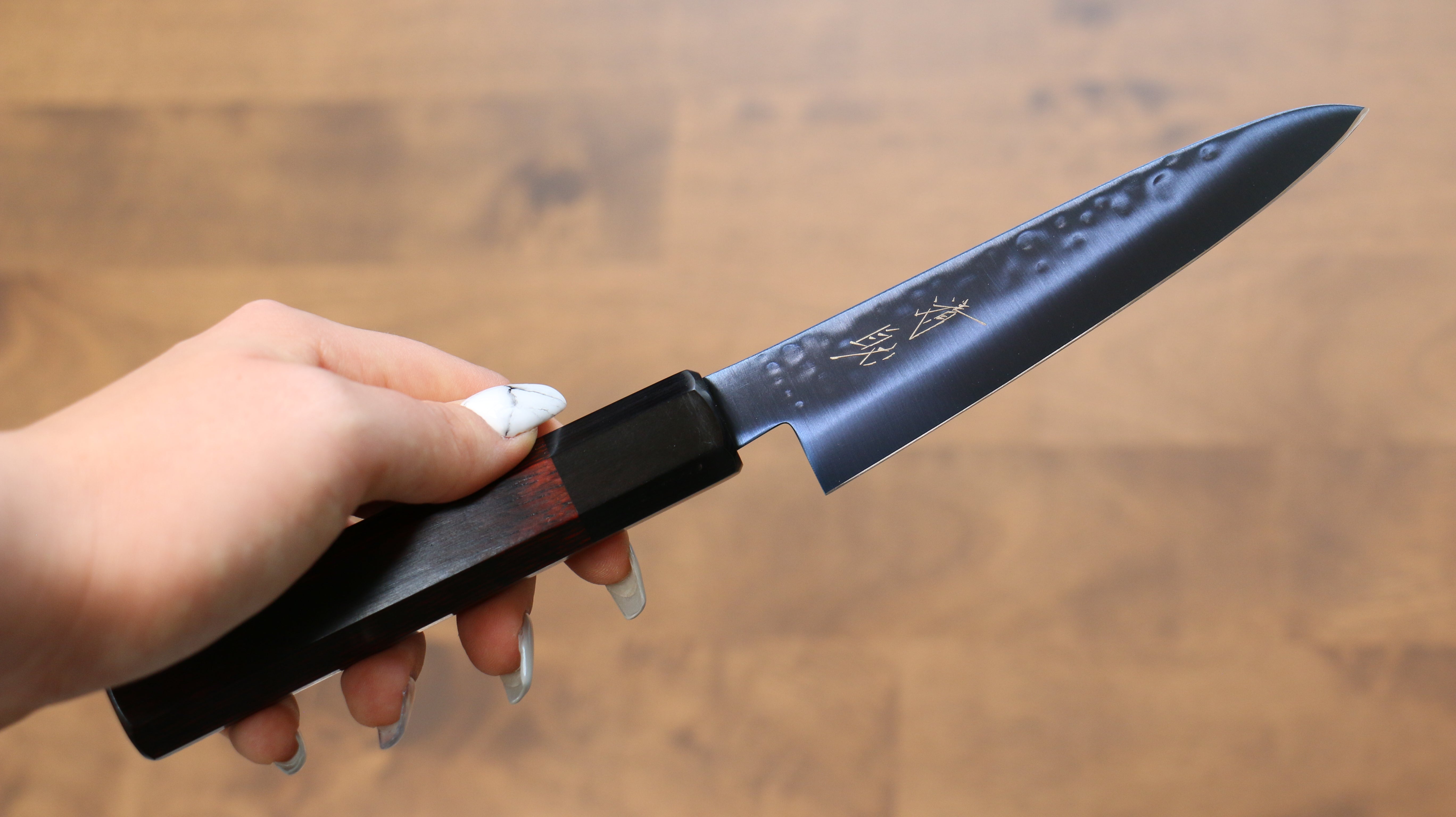 Seisuke SK-85 Ion-Plated Hammered Petty-Utility 120mm Red Pakkawood Handle - Seisuke Knife