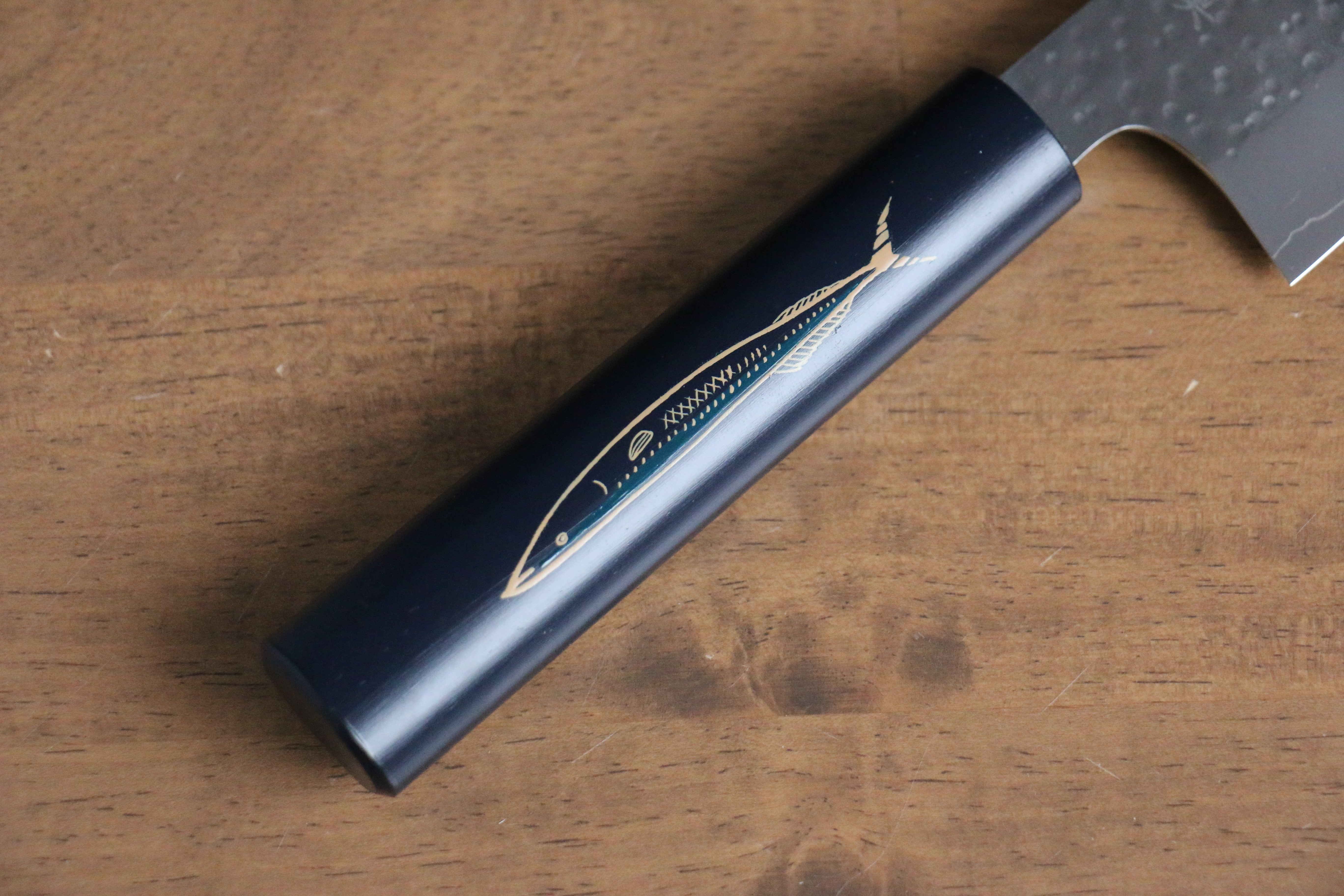Makoto Kurosaki Sanma SG2 Hammered(Maru) Santoku 165mm Wood(Lacquered) Handle - Seisuke Knife