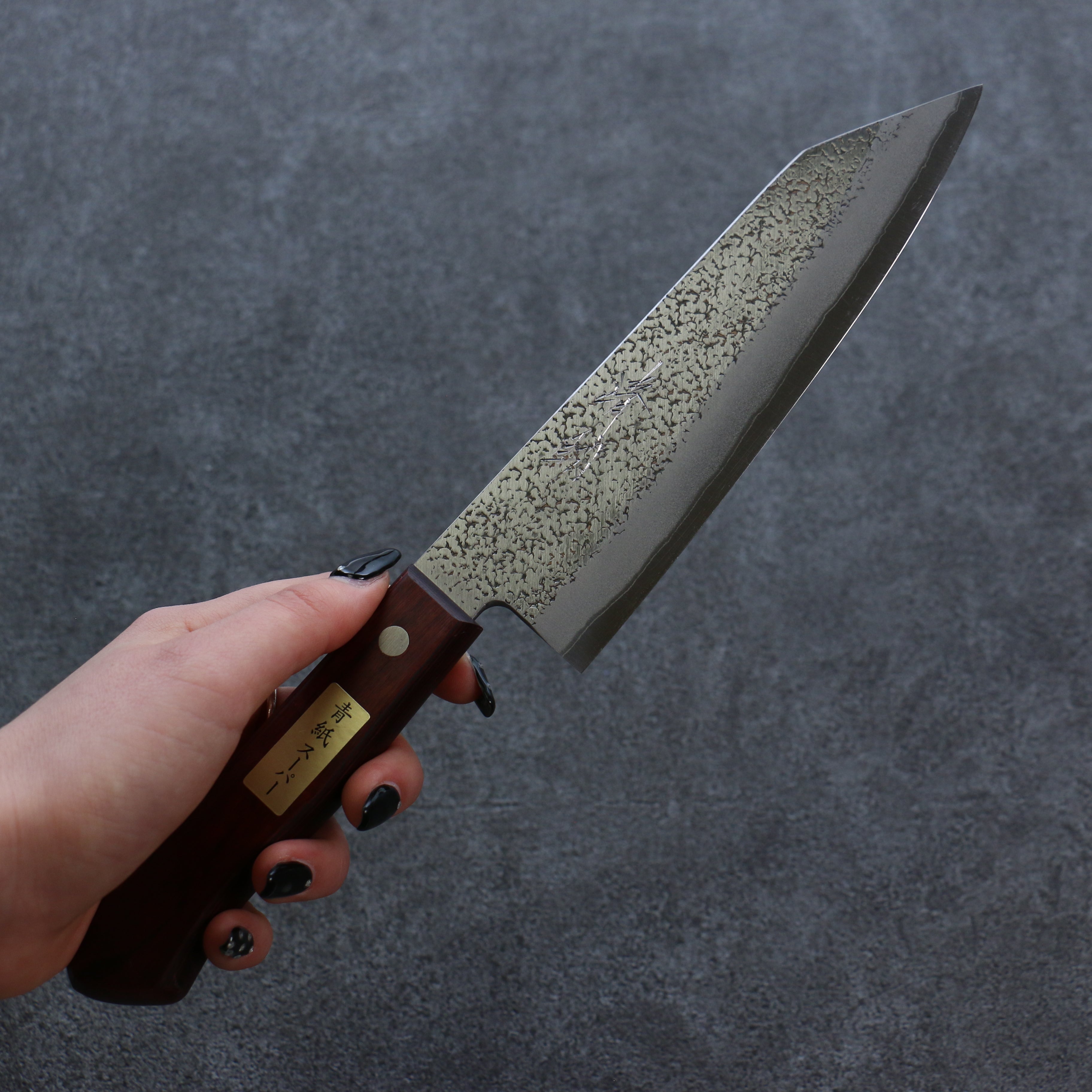 Seisuke Blue Super Hammered Bunka 165mm Red Pakka wood Handle - Seisuke Knife