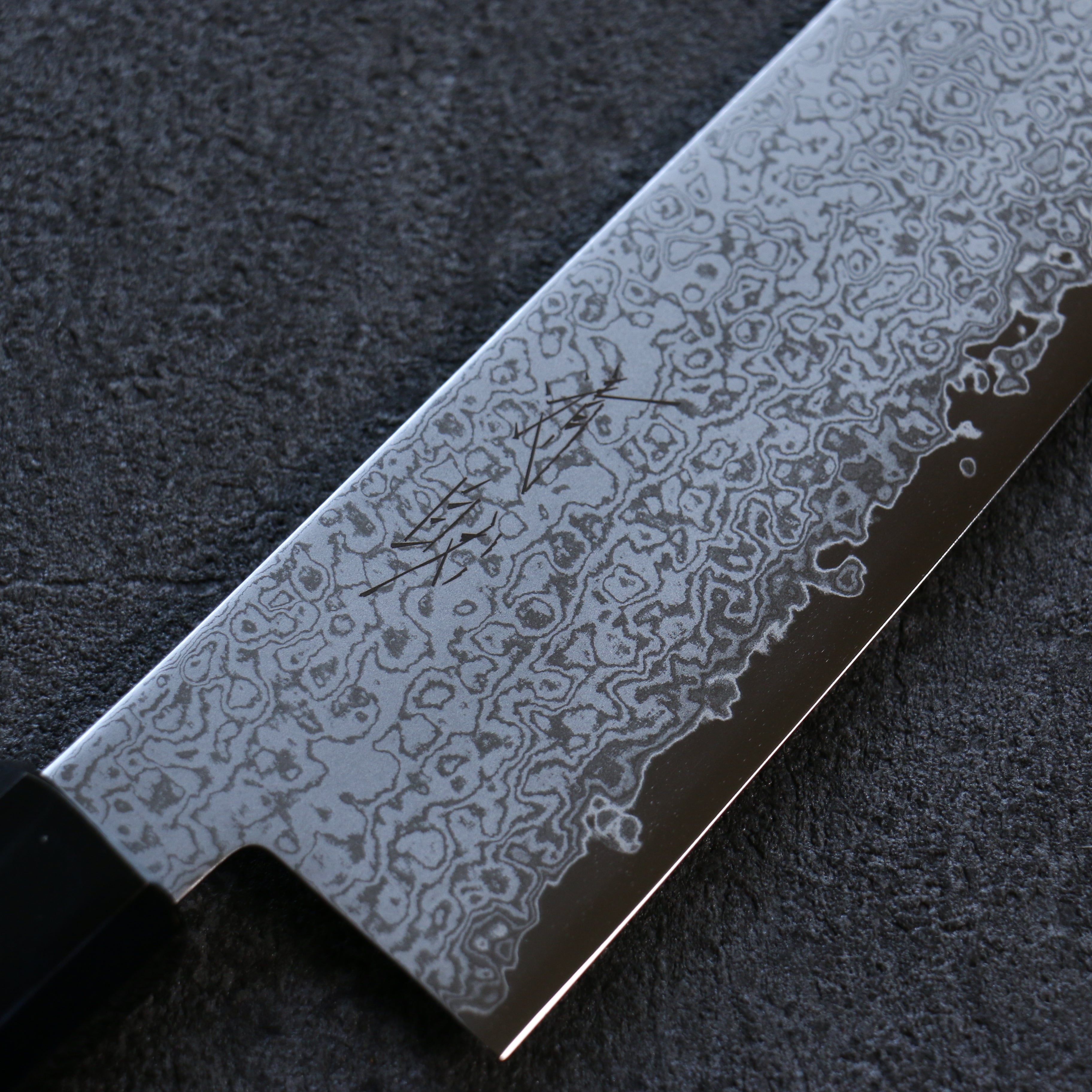 Seisuke VG10 Damascus Santoku 180mm Wood(Lacquered) Handle - Seisuke Knife