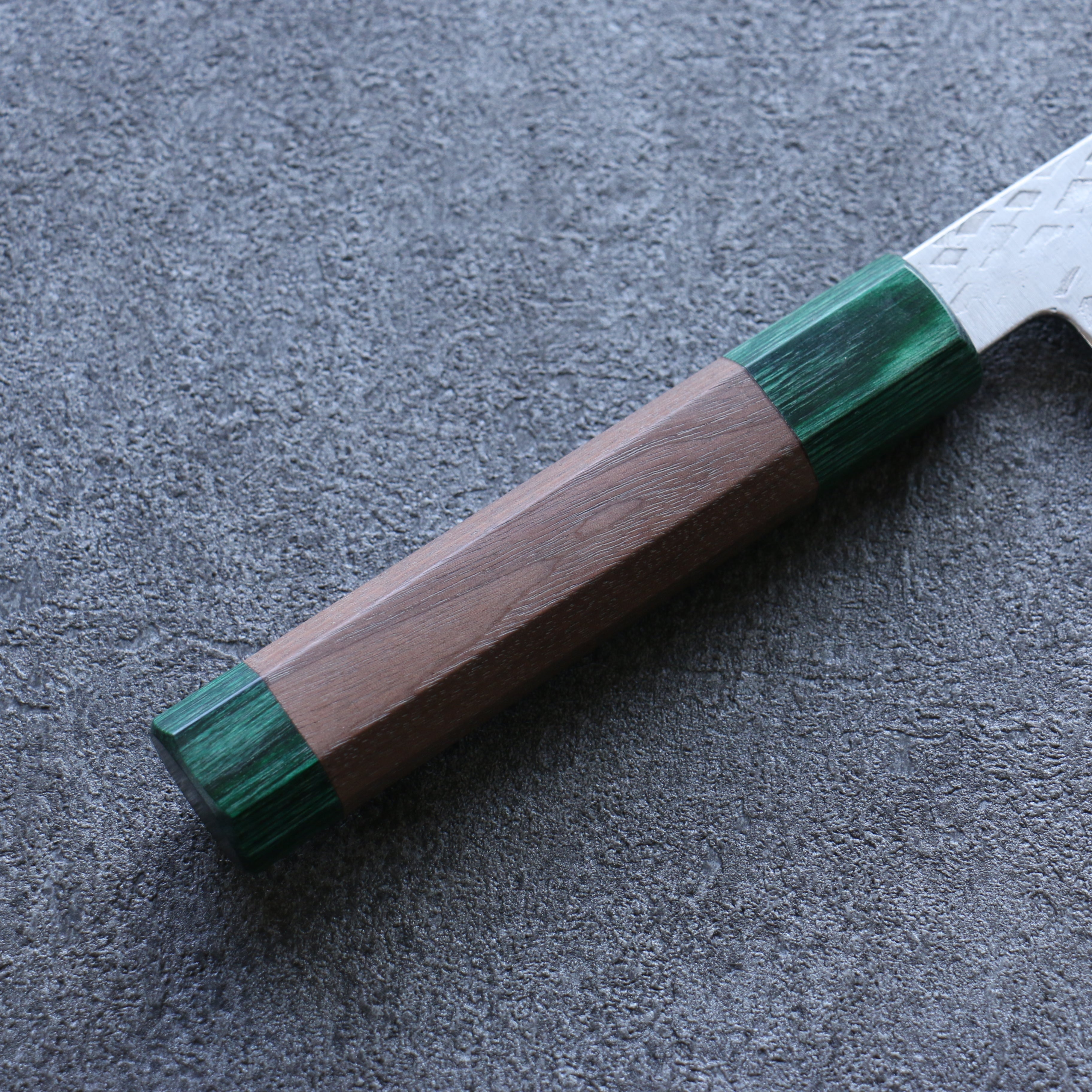Seisuke Silver Steel No.3 Hammered Gyuto 210mm Walnut & Green Pakkawood Handle - Seisuke Knife