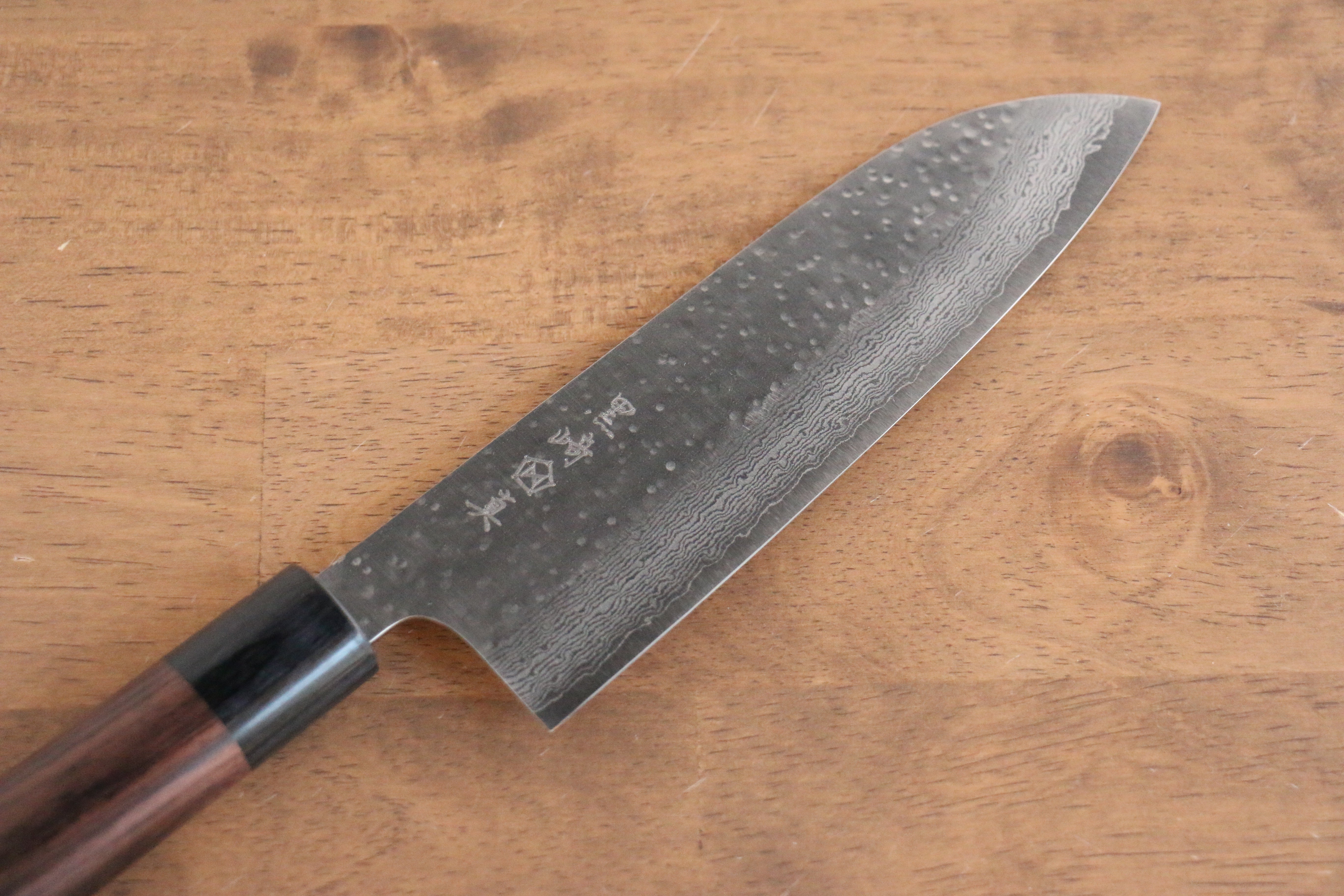 Makoto Kurosaki VG10 Hammered(Maru) Damascus Santoku 165mm Shitan Handle - Seisuke Knife