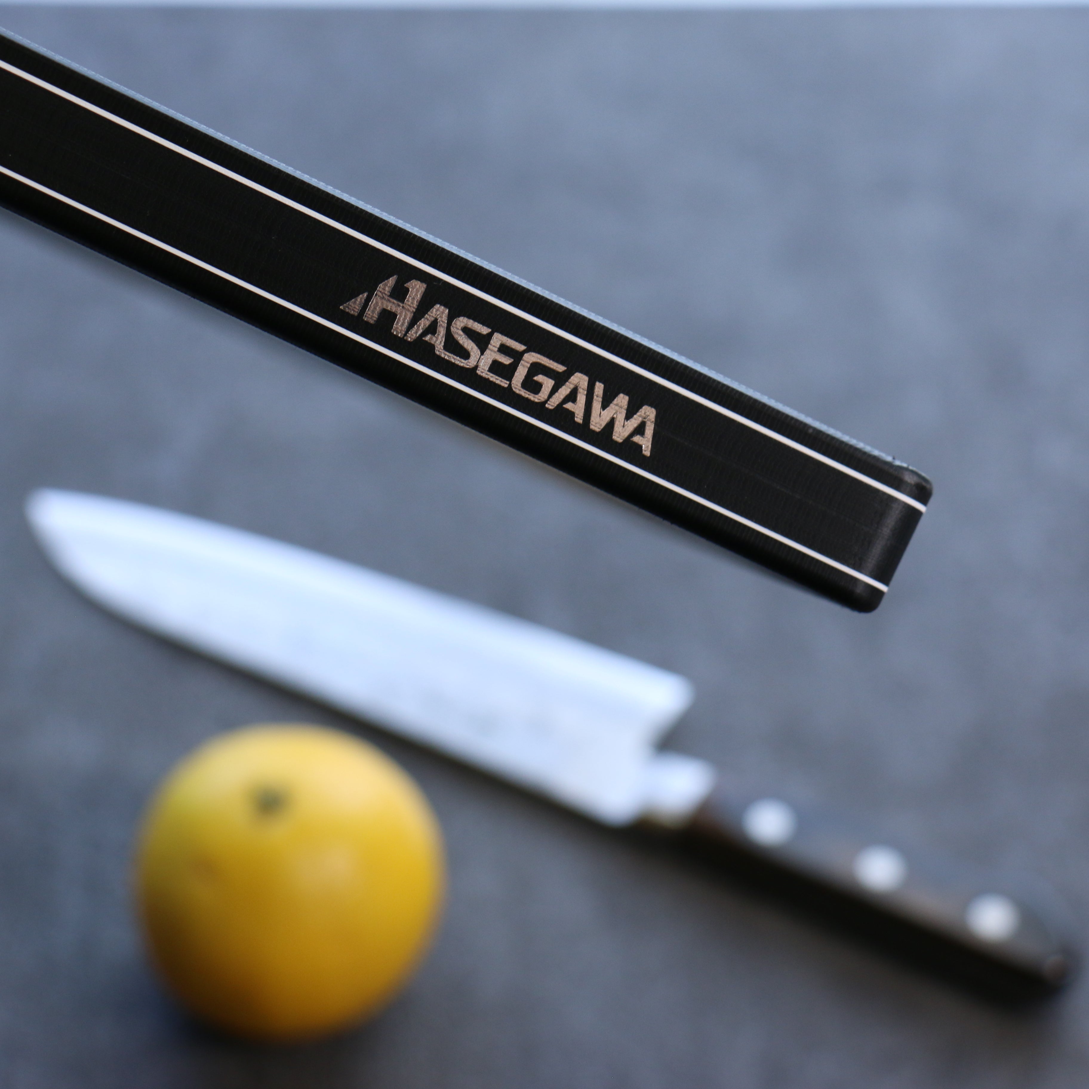 Hasegawa Cutting Board Pro-PE Lite Black (340 x 230mm) - Seisuke Knife