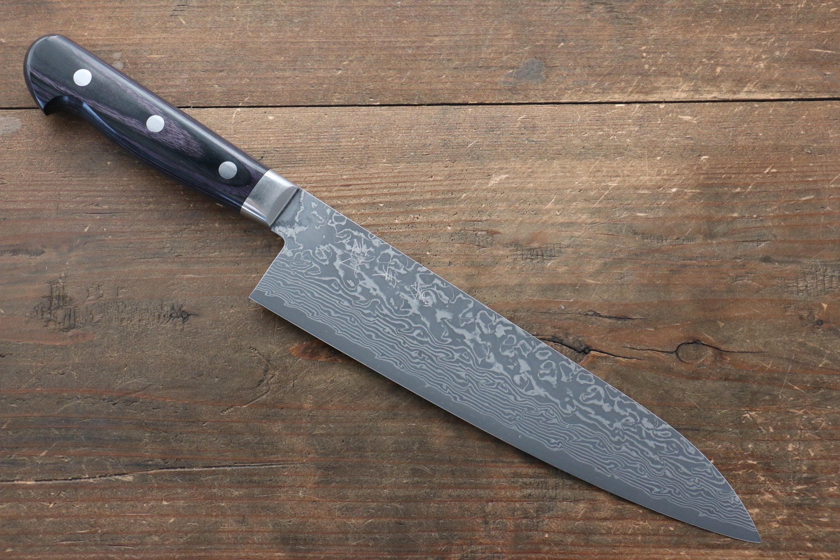 Yoshimi Kato VG10 Damascus Gyuto 210mm with Black Pakkawood Handle & Saya - Seisuke Knife