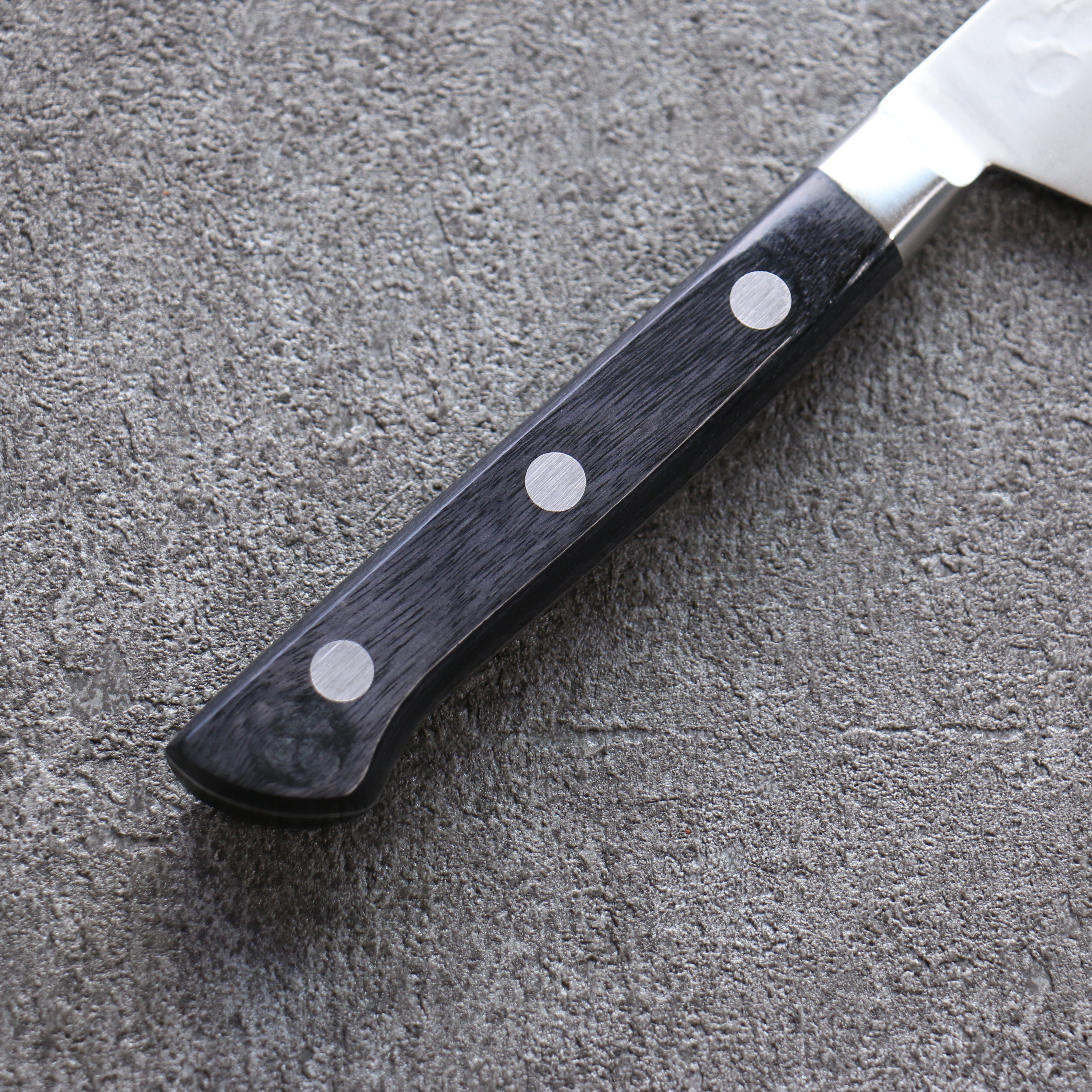 Seisuke VG5 Hammered Kasumitogi Petty-Utility 120mm Black Pakkawood Handle - Seisuke Knife