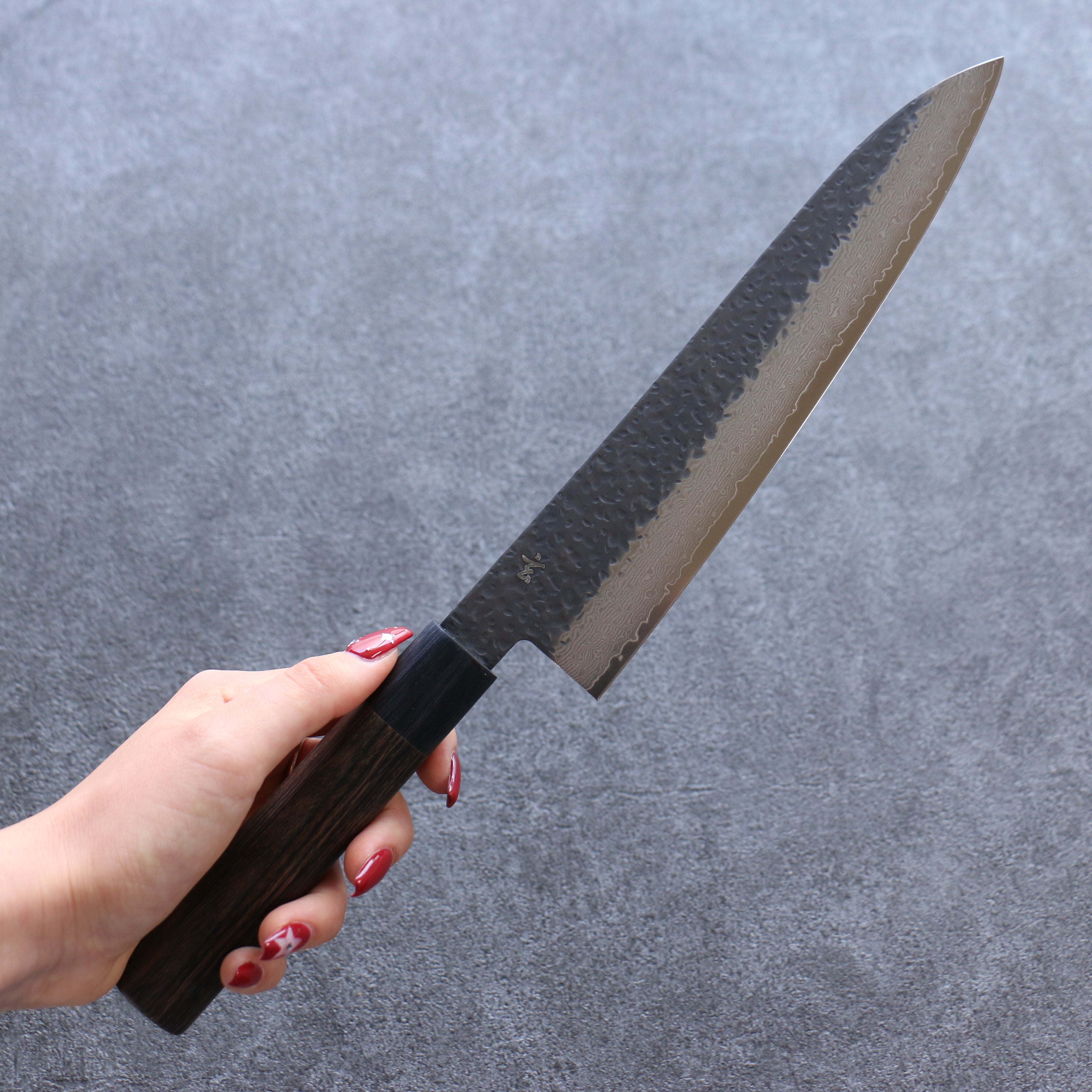 Shizu Gen VG10 Hammered Black Finished Gyuto 210mm Brown Pakkawood Handle - Seisuke Knife