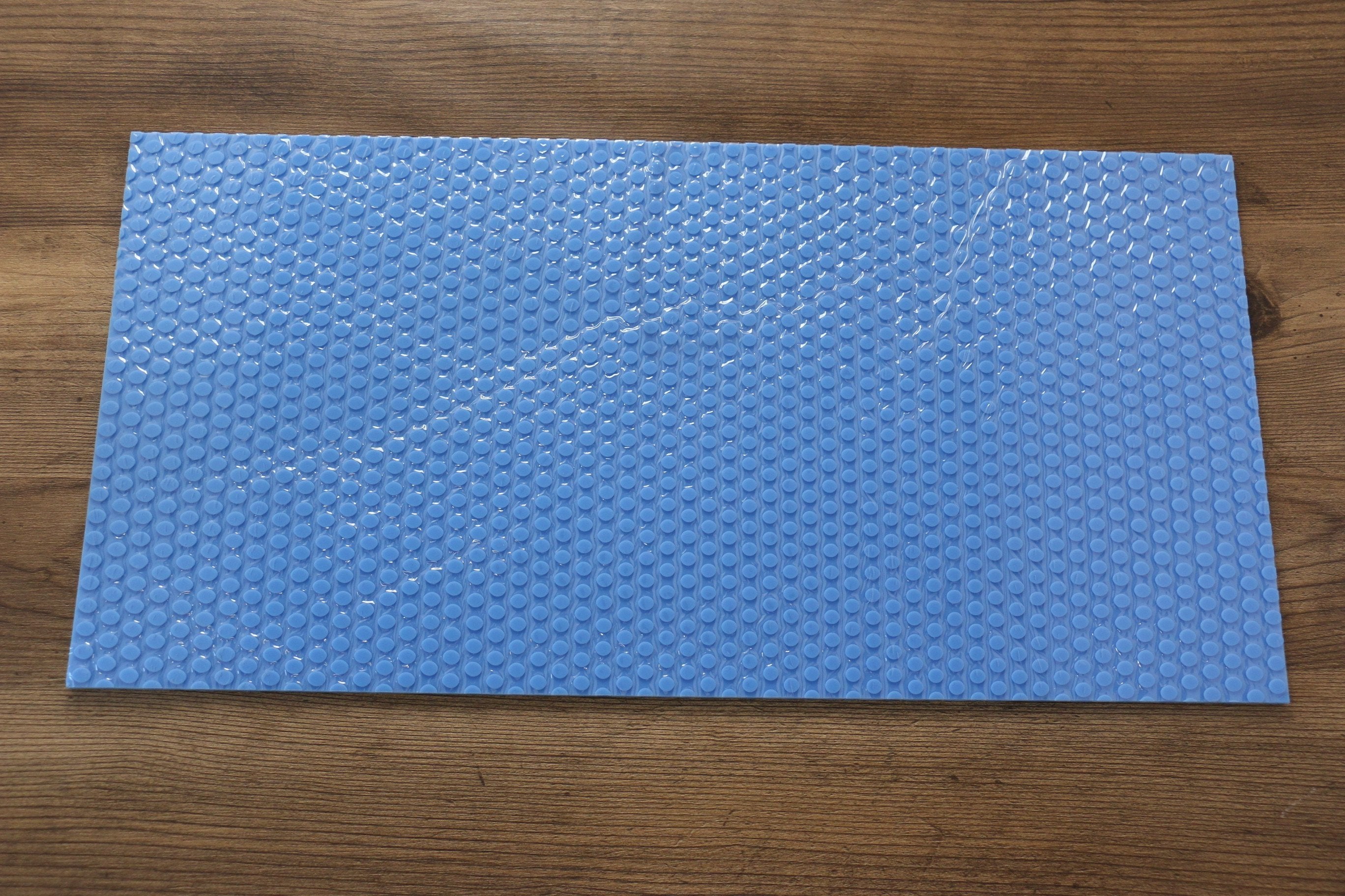 Hasegawa Cutting Board FYS Non-Slip Mat 400mm x 200mm (Blue) - Seisuke Knife