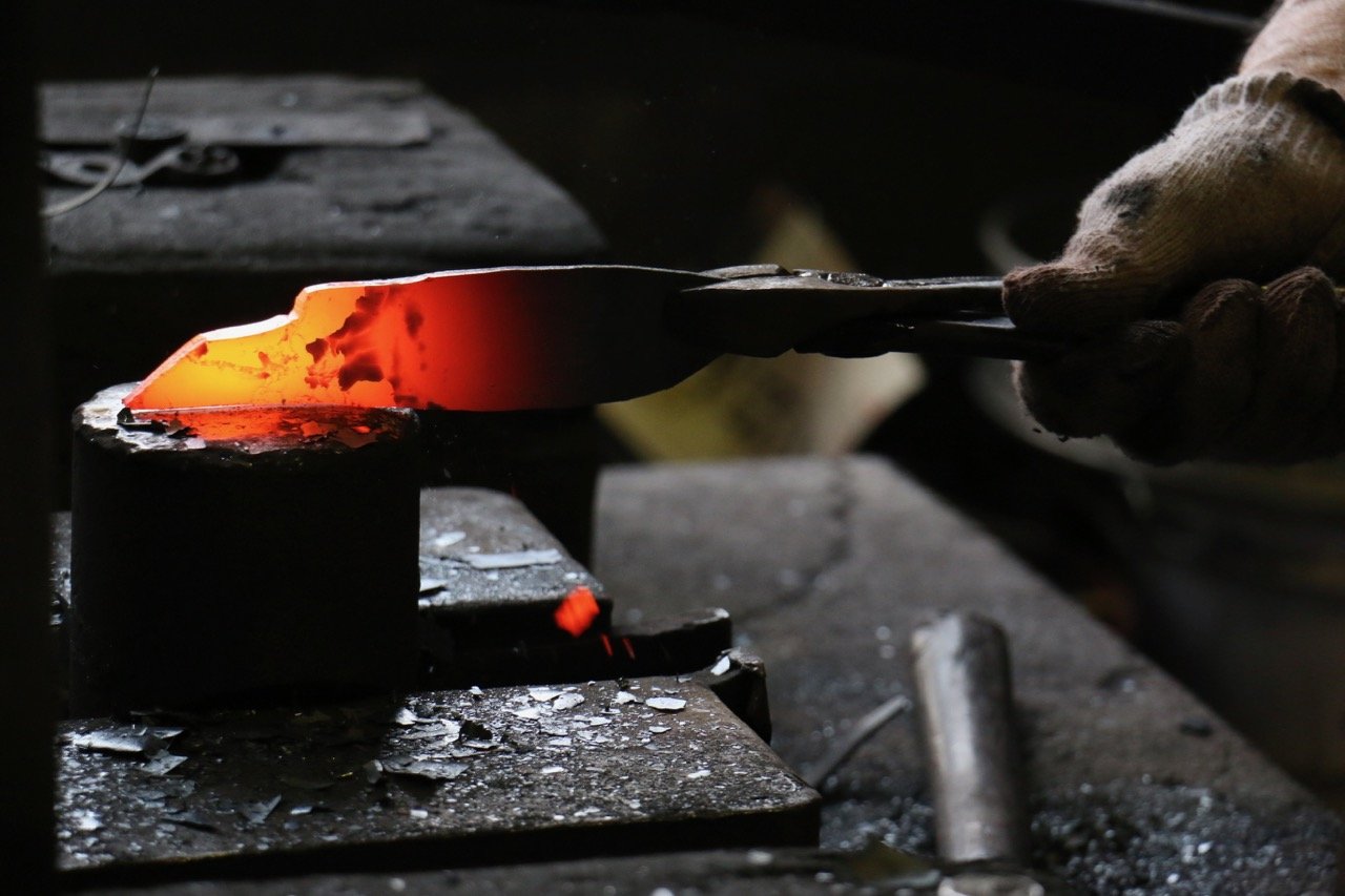 Anryu Blue Super Hammered Kurouchi Santoku 165mm Shitan Handle - Seisuke Knife