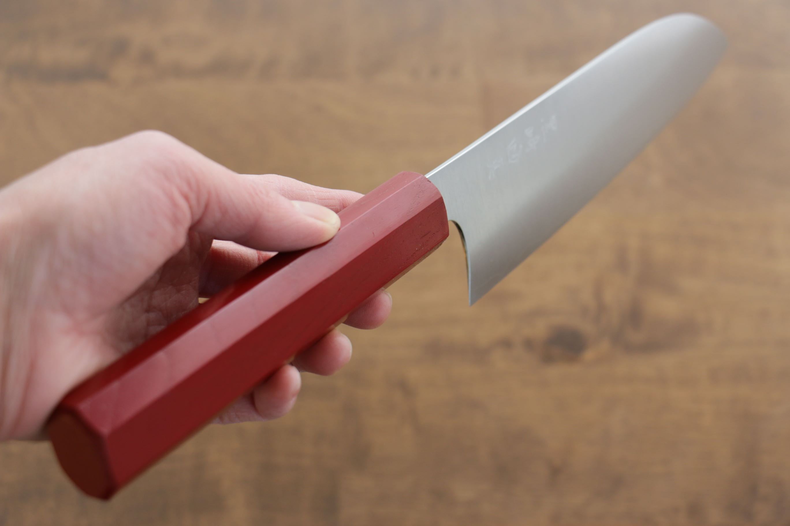 Makoto Kurosaki SG2 Migaki Finished Santoku 170mm with Red Lacquered Handle - Seisuke Knife
