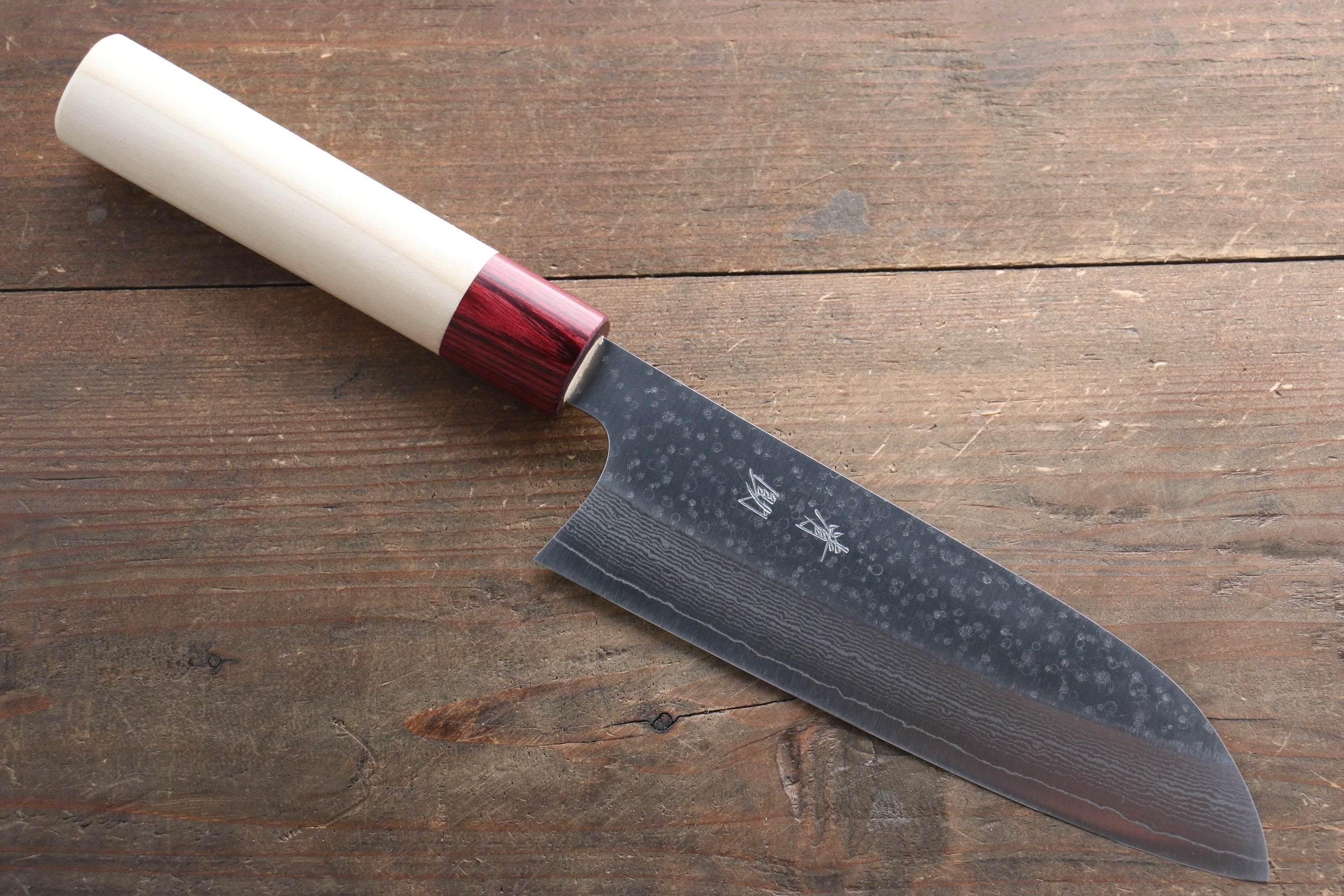 Seisuke VG10 16 Layer Hammered Damascus Santoku 165mm with Magnolia Handle - Seisuke Knife