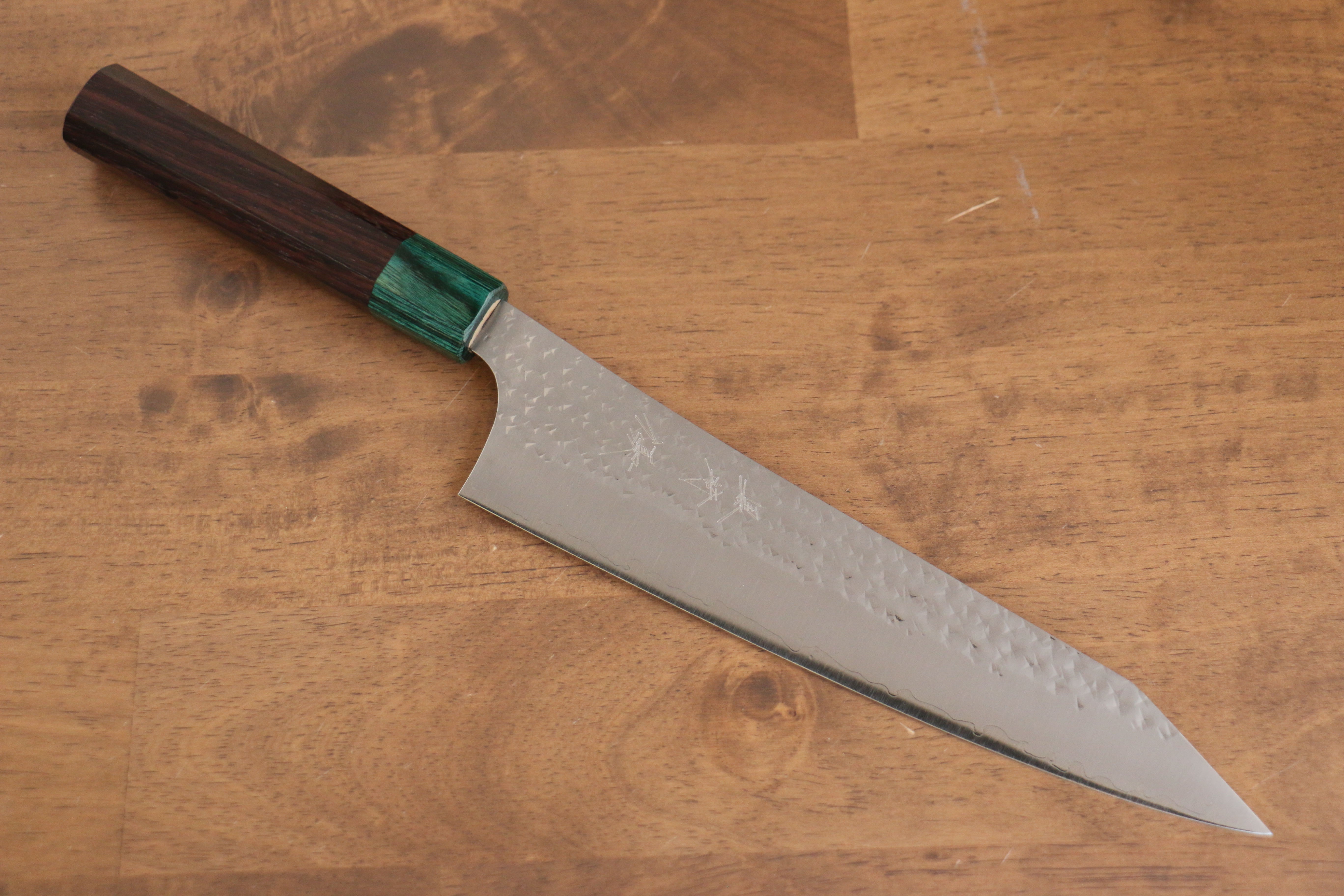 Yu Kurosaki Senko Ei SG2 Hammered Gyuto  210mm Rosewood (ferrule: Green Pakka wood) Handle - Seisuke Knife