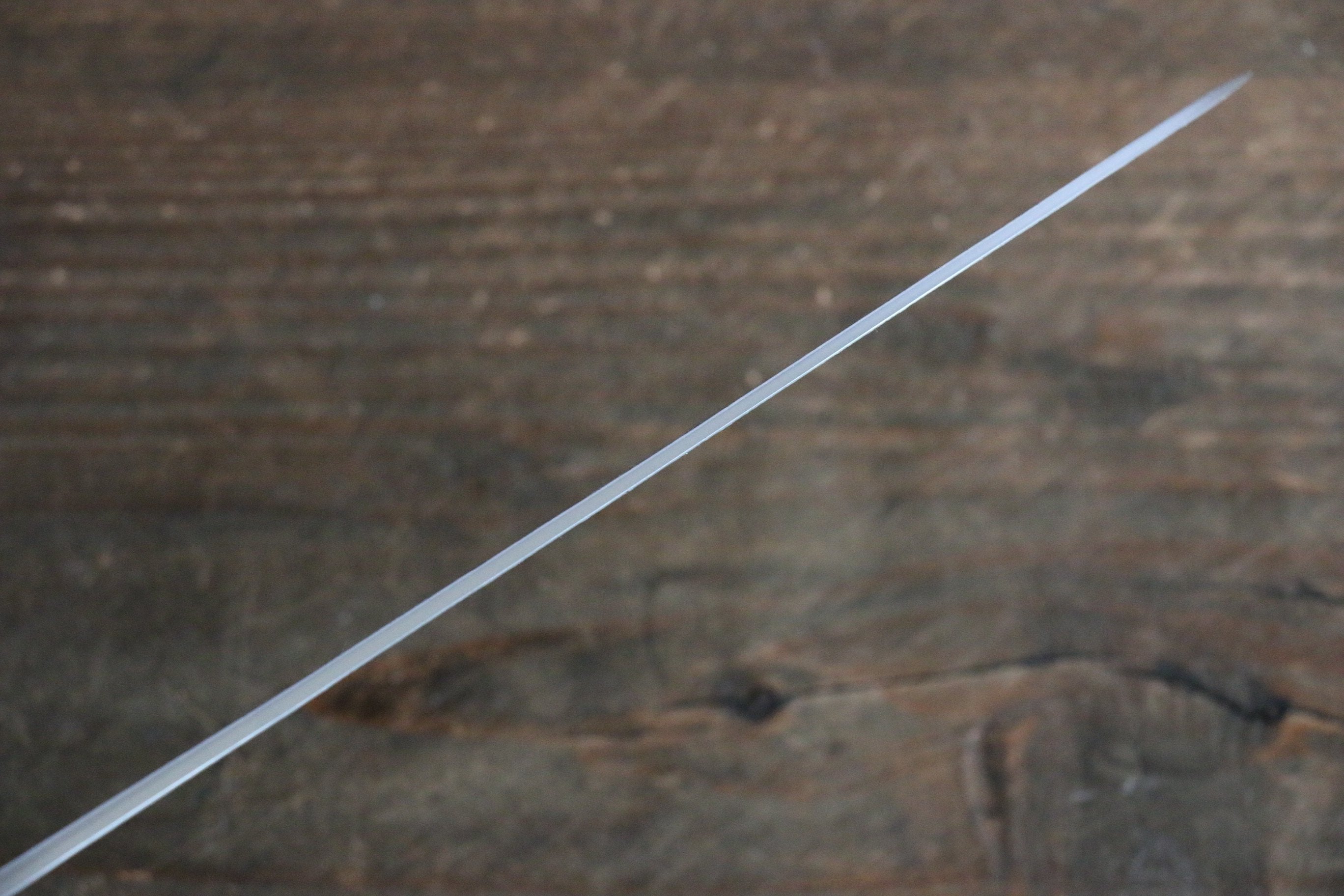 Nao Yamamoto VG10 Hammered Damascus Santoku 170mm with Red Pakka wood Handle - Seisuke Knife